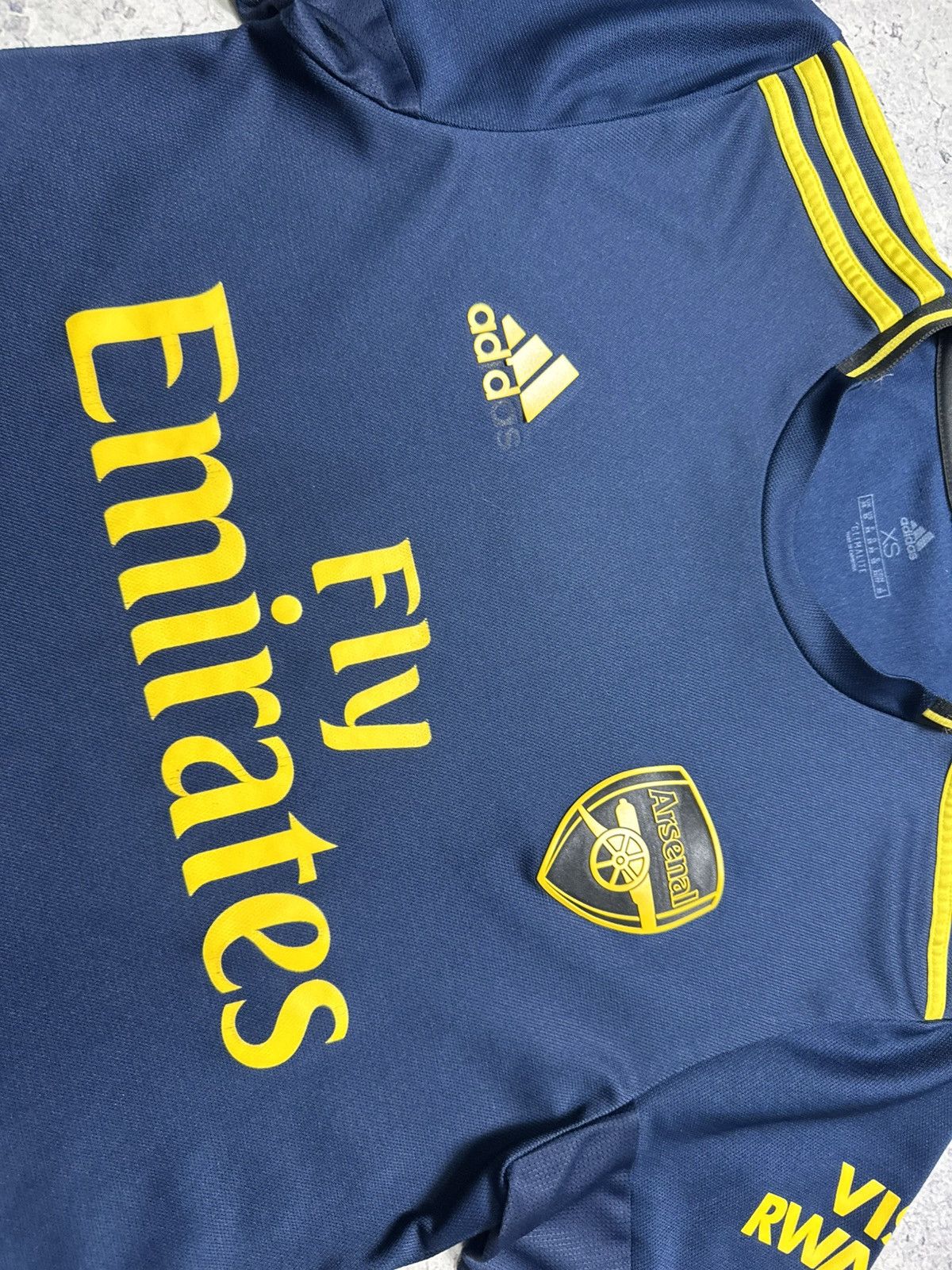 Adidas Adidas FC Arsenal London Vintage Soccer Jersey 2019/2020 Size US XS / EU 42 / 0 - 6 Thumbnail