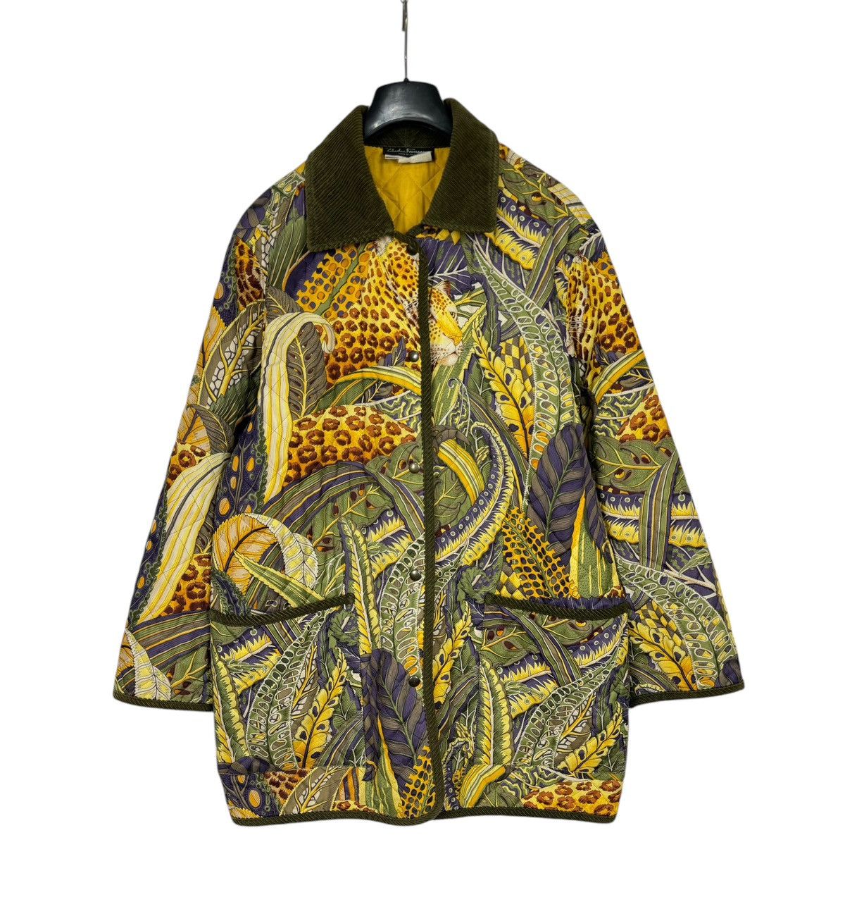 Salvatore Ferragamo × Vintage Rare Salvatore Ferragamo Wildlife Printed Jacket Quilted Size ONE SIZE - 10 Thumbnail