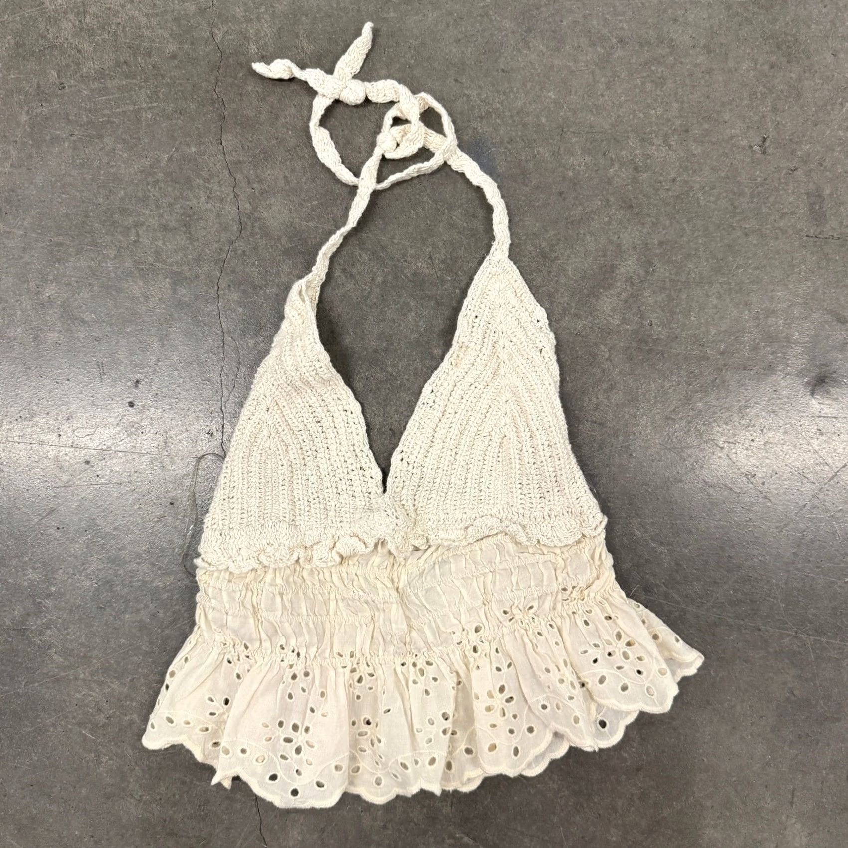 Rsq VINTAGE RSQ Crochet Boho Halter Top Tank XXS Beige Floral Whimsy Women Size XXS / US 00 / IT 34 - 2 Thumbnail