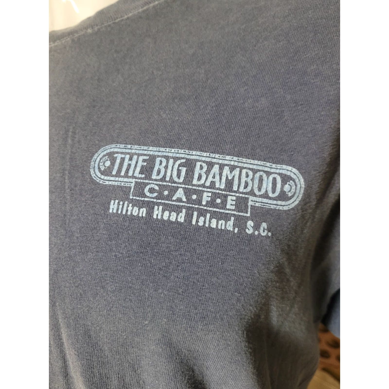 Vintage VINTAGE The Big Bamboo Cafe Hilton Head Island SC Mens Large Retro Bar Restaurant T-Shirt Blue 2XL Cotton Short Sleeve Size US XXL / EU 58 / 5 - 2 Thumbnail