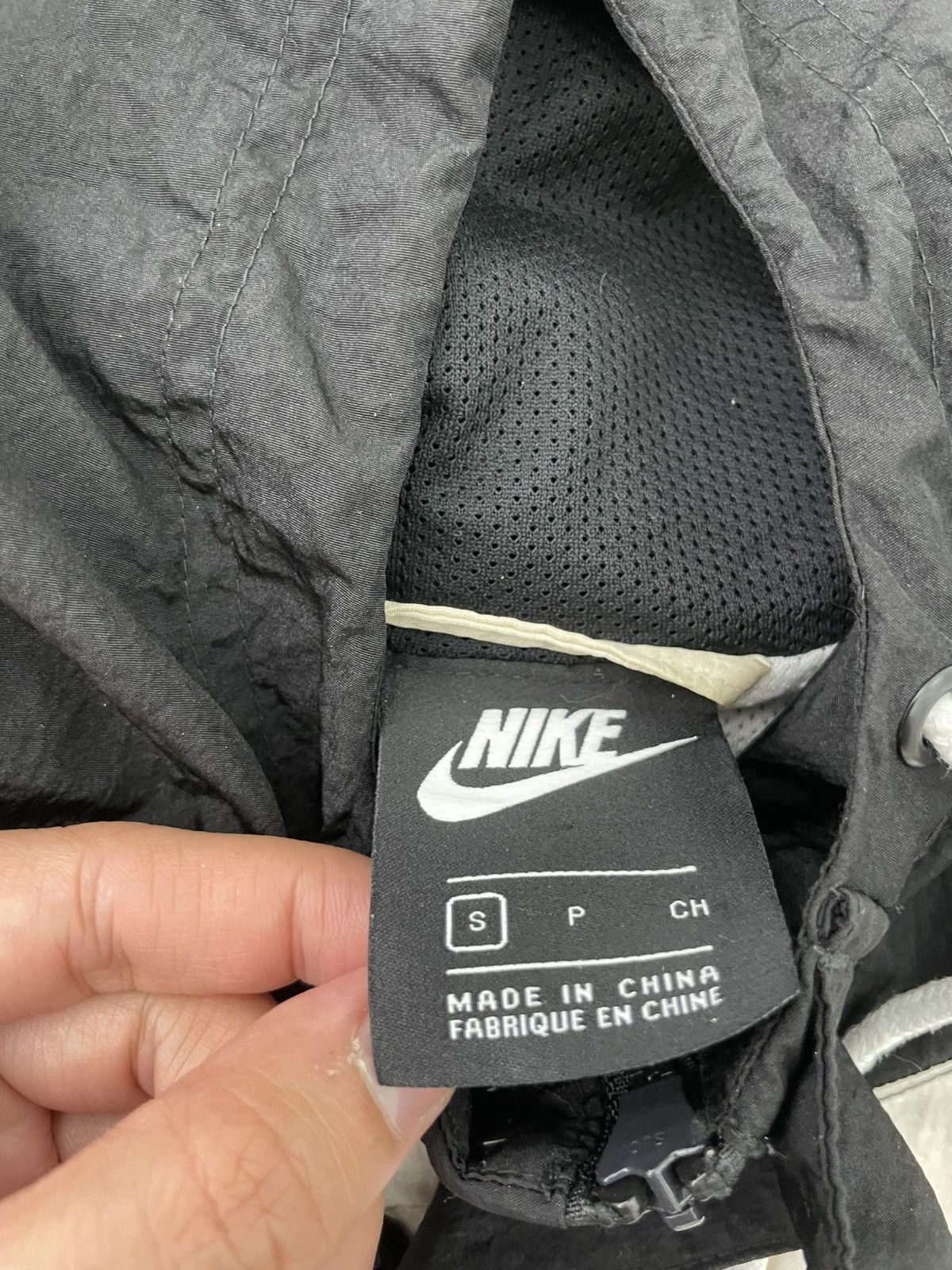 Nike Vintage NIKE SWOOSH Windbreaker Size US M / EU 48-50 / 2 - 8 Thumbnail
