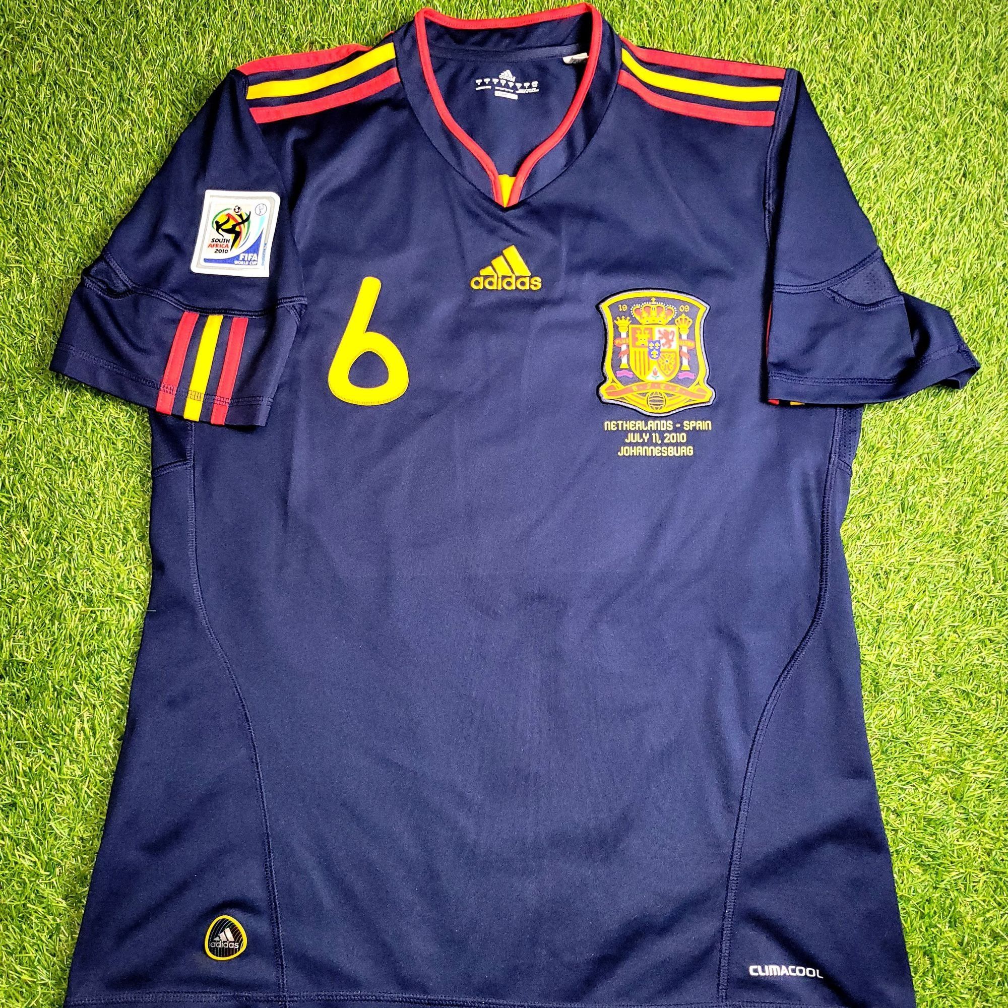 Iniesta Spain 2010 WORLD CUP Final Away Soccer Jersey M