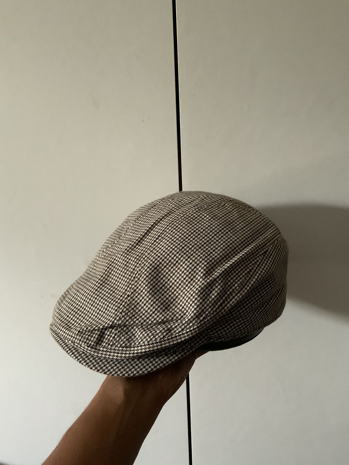 Hat Club Houndstooth Flat Beretta Hat Size ONE SIZE - 1 Thumbnail