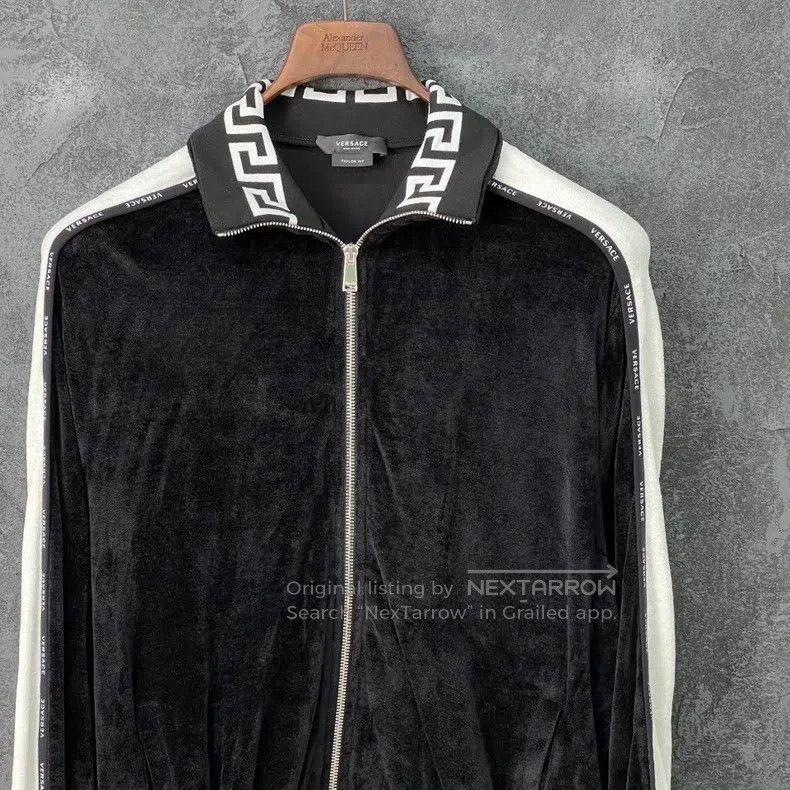 Versace Versace Greek back-grain velvet coat Size US M / EU 48-50 / 2 - 3 Thumbnail