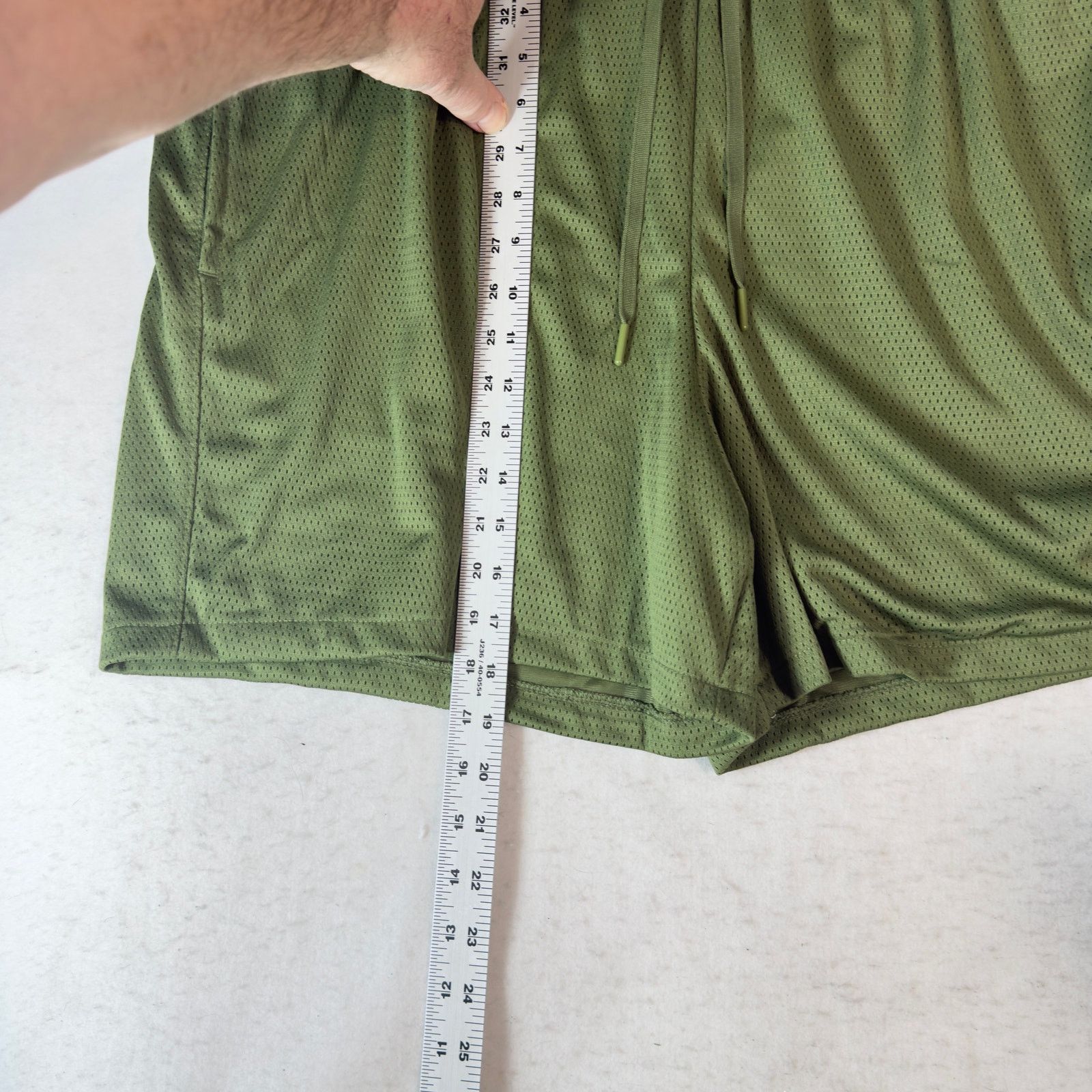 Other All In Motion Men XXL Mesh Athletic Short NWT Recycled Poly Size US 44 / EU 60 - 10 Thumbnail