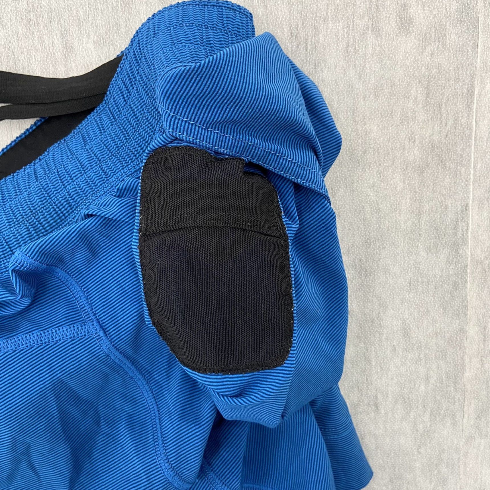 Lululemon Lululemon T.H.E. Shorts Unlined Drawstring Side Pocket Mens Blue Medium Athletic Gym Shorts The Men Size US 31 - 5 Thumbnail