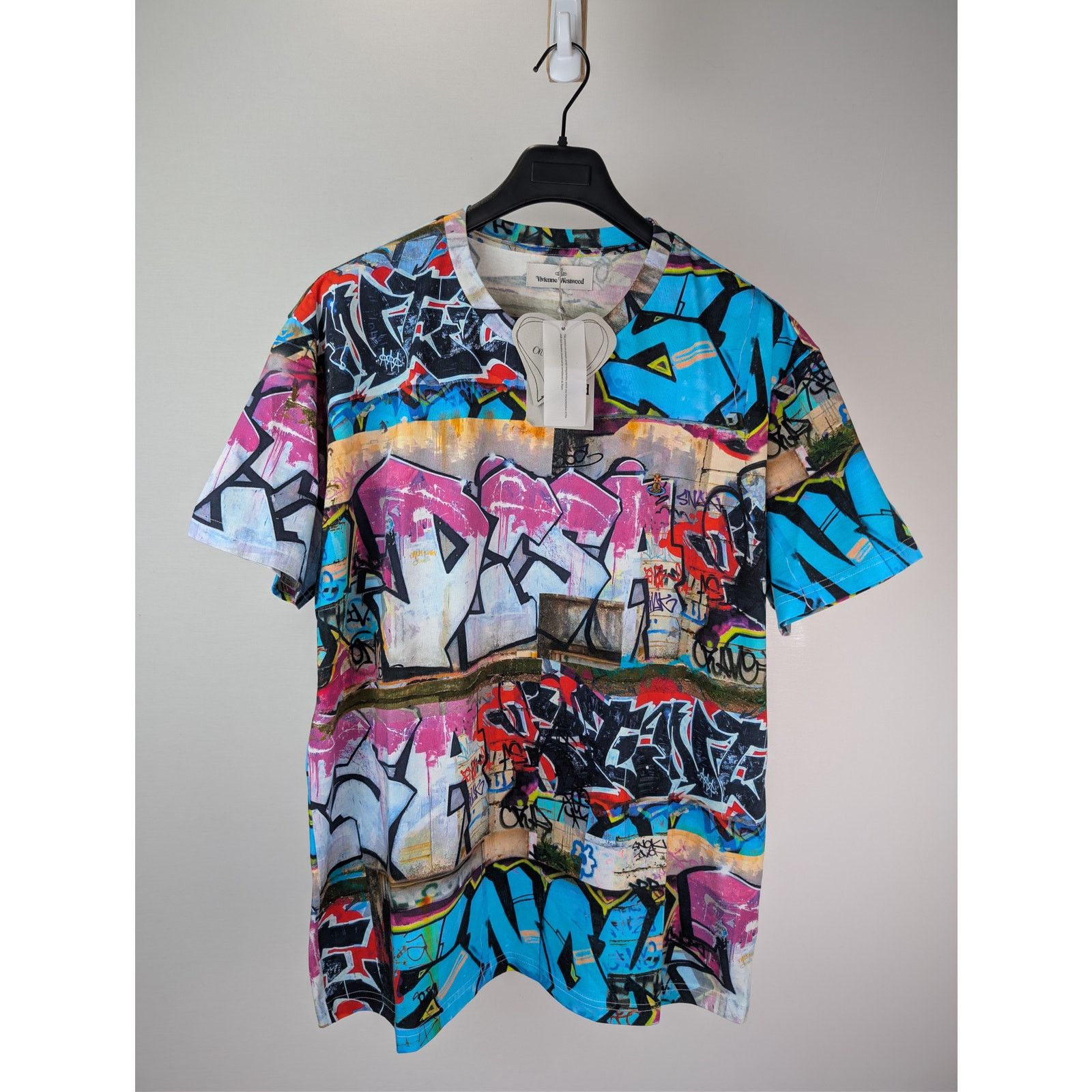 Vivienne Westwood o1rshd1 Classic Graffiti Print T-Shirt in Multiolor Size US XXL / EU 58 / 5 - 8 Thumbnail
