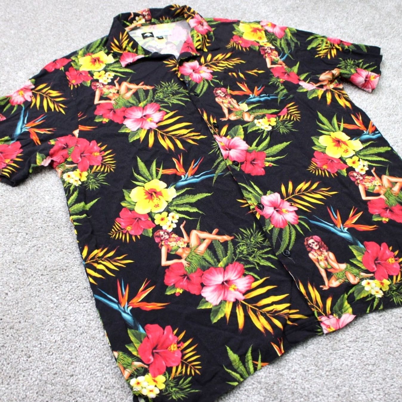 Vintage LRG Shirt Men XL Black Hawaiian Skeleton Hula Graphic Print S/S Crew Neck T-Shirt Limited Size US XL / EU 56 / 4 - 5 Thumbnail