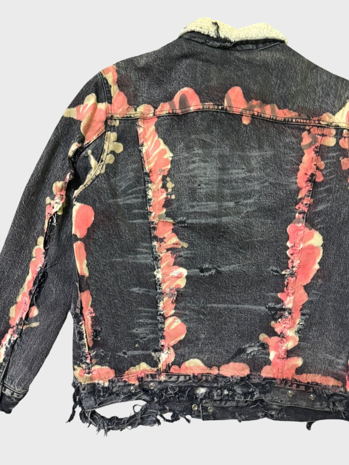 Levi's Levi's Distressed Denim Jacket Sherpa Jacket Size US M / EU 48-50 / 2 - 11 Thumbnail