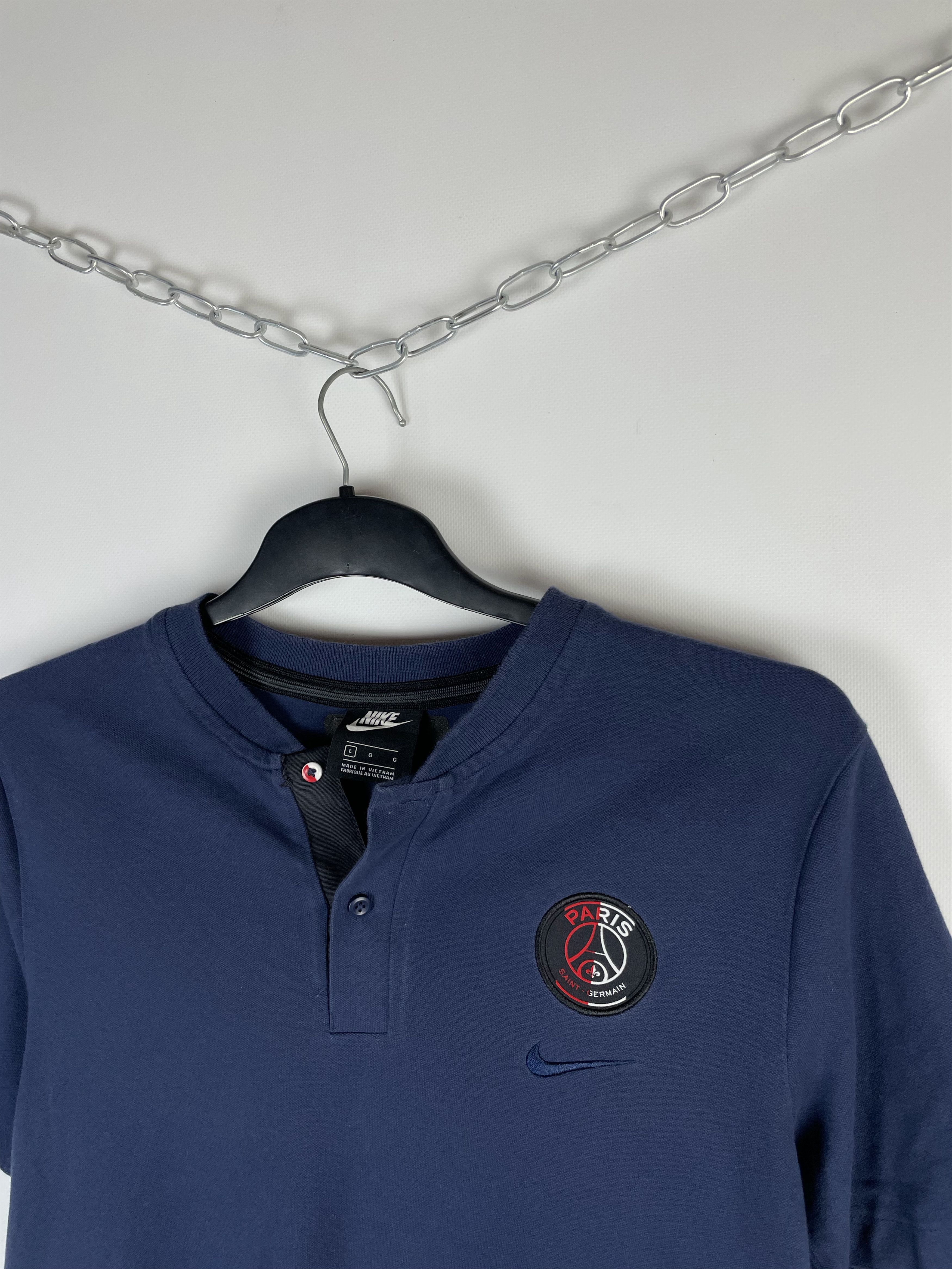 Nike Vintage Nike PSG Soccer Jersey Tee Size US L / EU 52-54 / 3 - 4 Thumbnail
