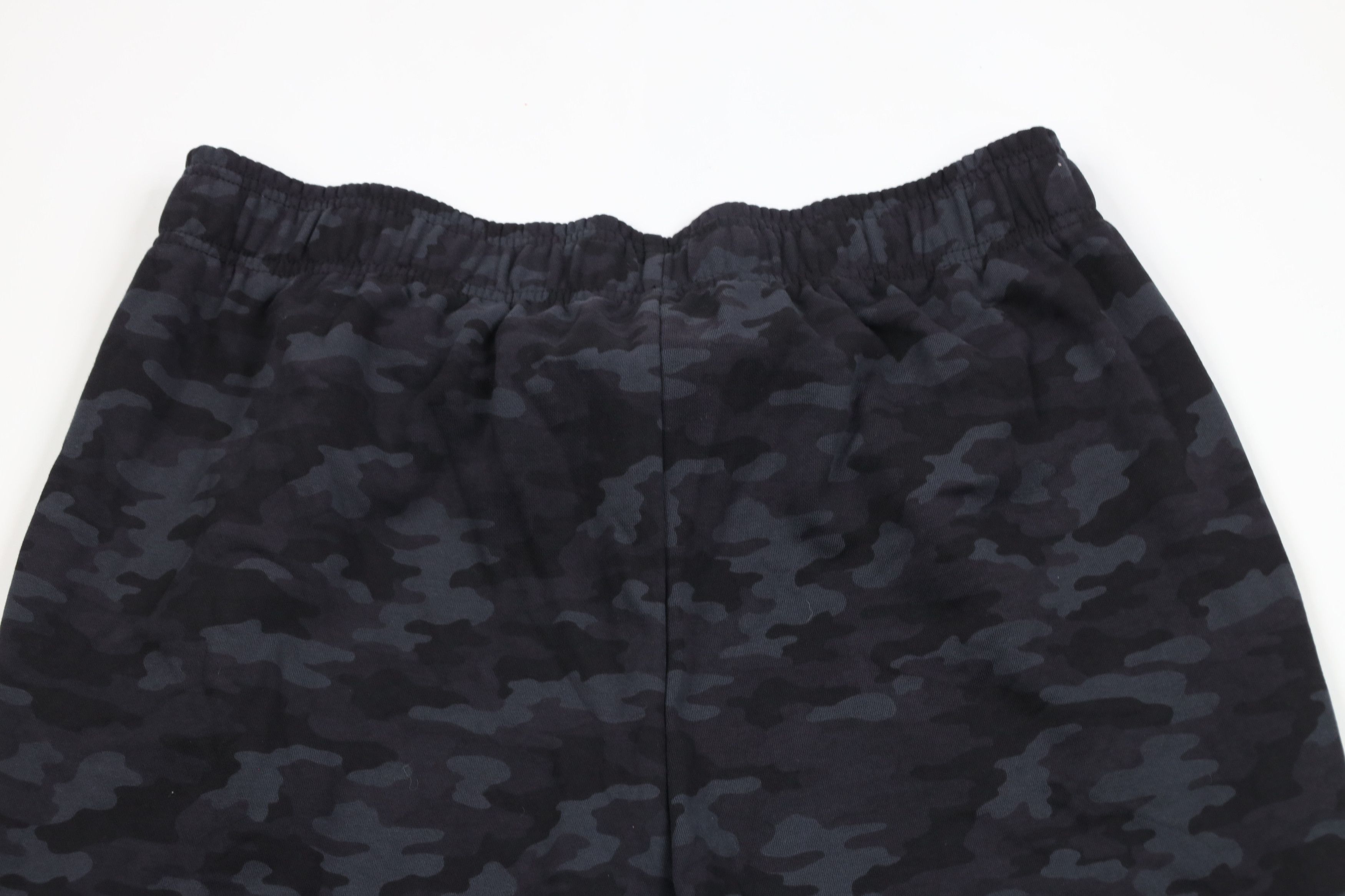 Fabletics × Vintage New Fabletics Terry Cloth Wide Leg Sweatpants Camouflage Size 38" / US 16 / IT 52 - 9 Thumbnail