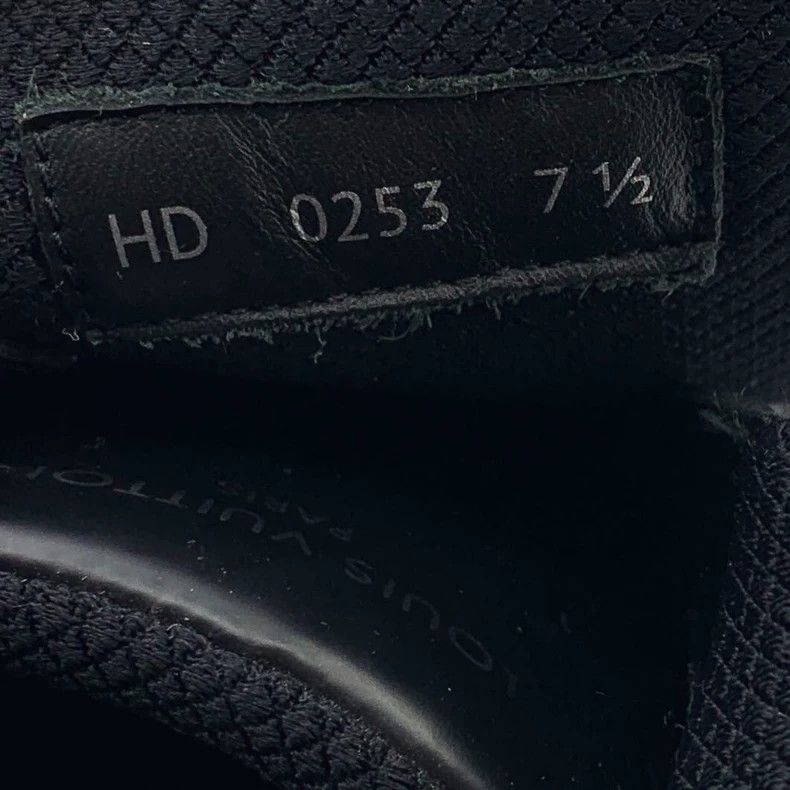 Louis Vuitton Louis Vuitton Black Leather Round Toe Platform Buckle Casu Size US 8.5 / EU 41-42 - 8 Thumbnail