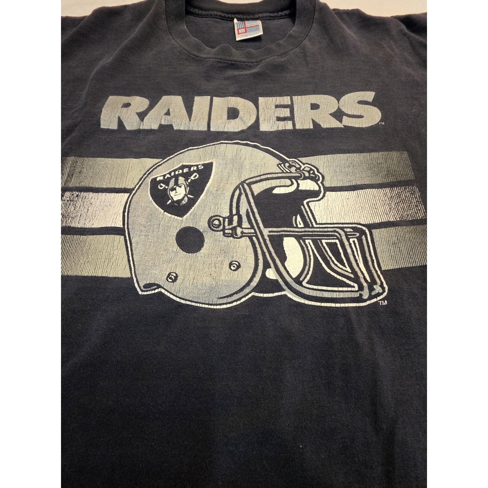 Other Vintage Raiders Made USA Single Stitch Black Short Sleeve Size US XL / EU 56 / 4 - 2 Thumbnail