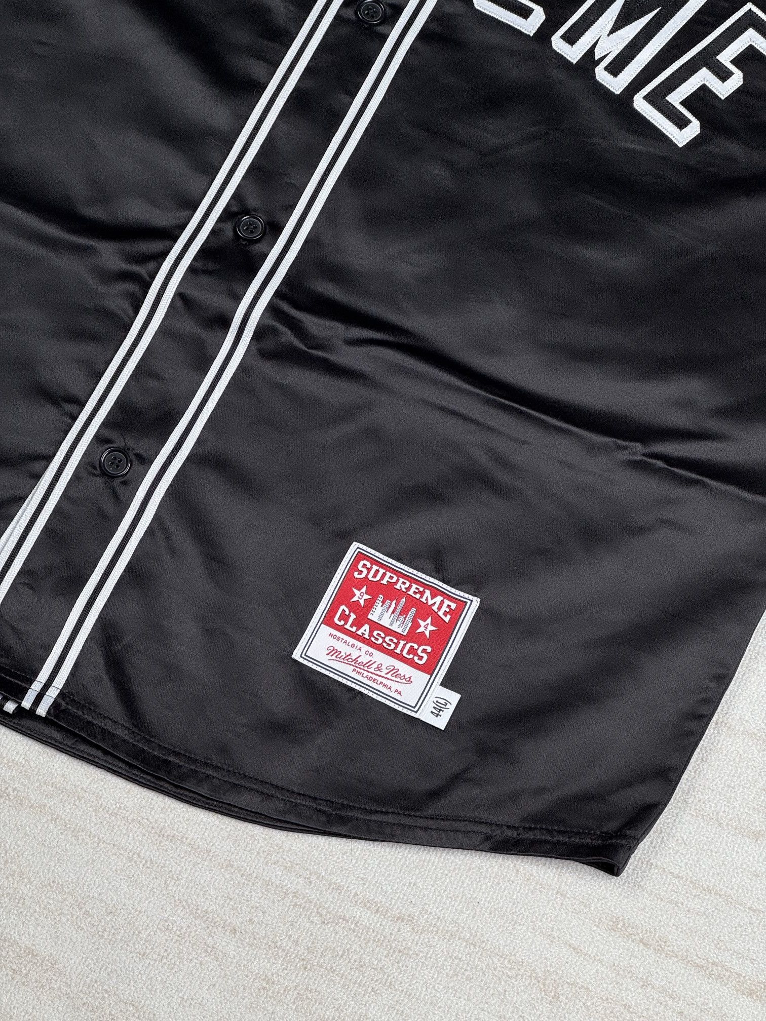 Mitchell & Ness × Supreme Satin baseball jersey Size US L / EU 52-54 / 3 - 4 Thumbnail