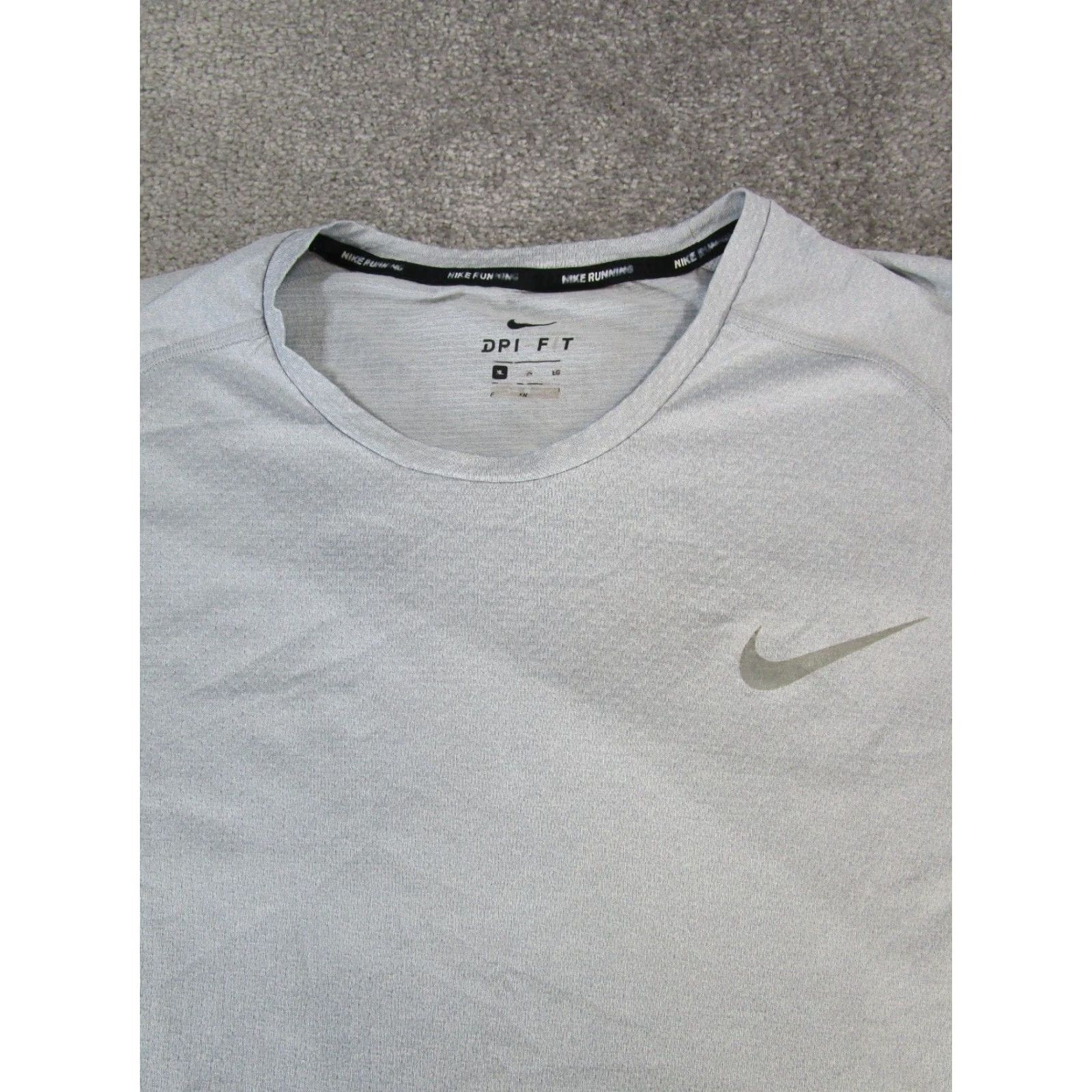 Nike VINTAGE Nike Dri-Fit Running Shirt Mens XL Gray Short Sleeve Activewear Size US XL / EU 56 / 4 - 2 Thumbnail