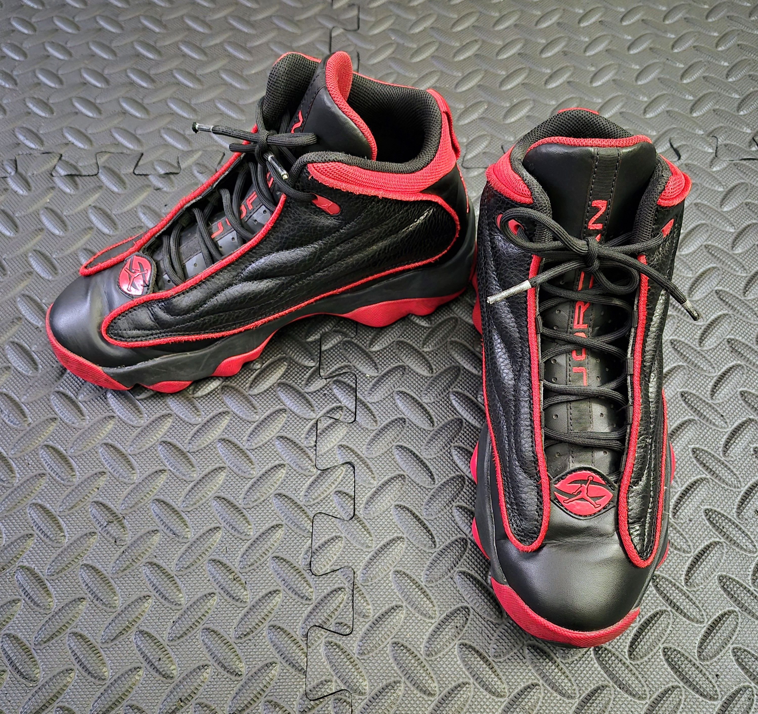 Jordan Brand 6.5Y- Nike Air Jordan Pro Strong Bred Black Red (DC7911-006) Size US 6.5 / EU 39-40 - 1 Thumbnail