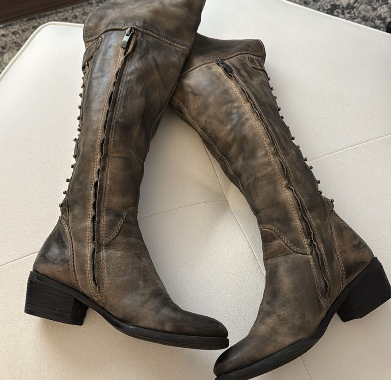 Vince Camuto Vince Camuto Antique Distressed Studded Riding Boots Size US 6 / IT 36 - 8 Thumbnail