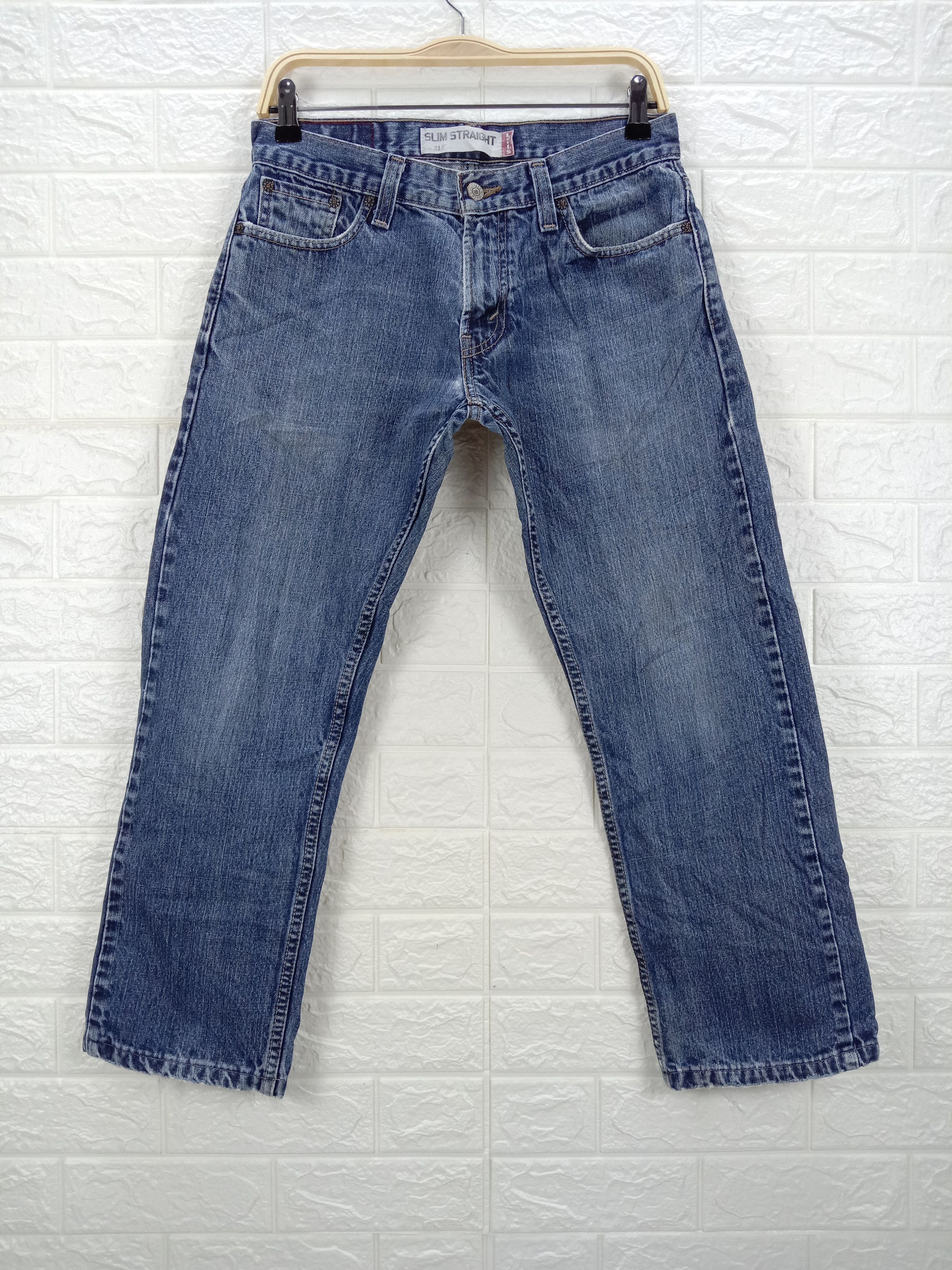 image of Levis x Levis Vintage Clothing Vintage Levi's 514 Jeans Blue Wash Slim Straight Denim (Size 30)