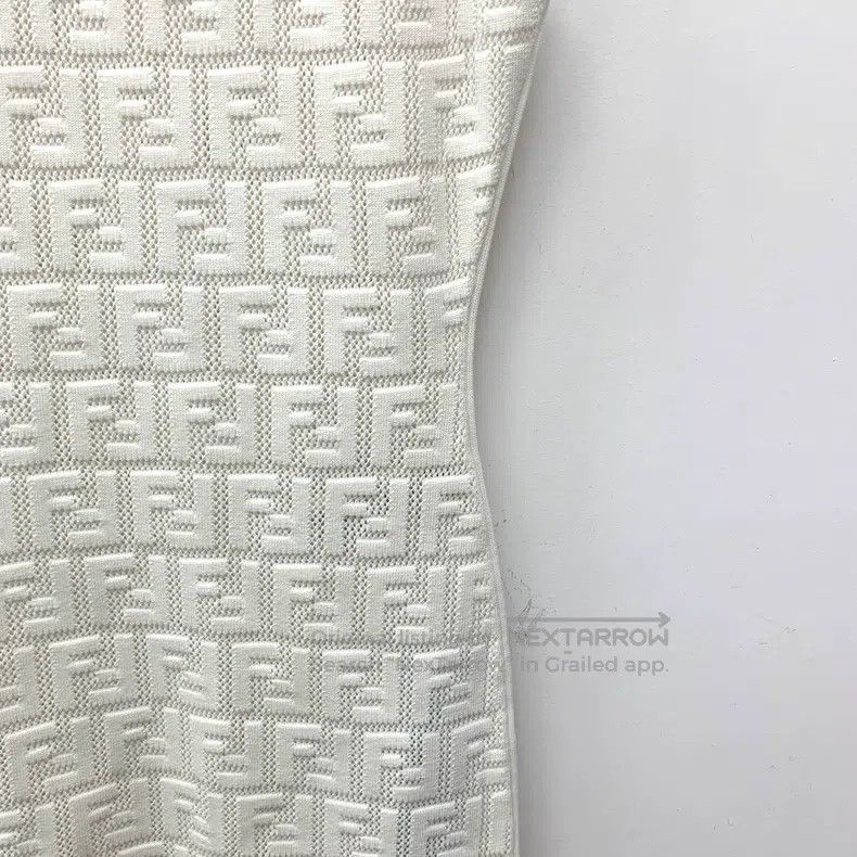 Fendi Fendi White monogram all-over print round neck sleeveless Size XXS / US 00 / IT 34 - 4 Thumbnail