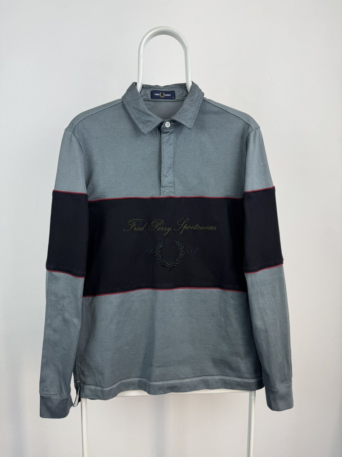 Fred Perry Vintage Fred Perry Long Sleeve Embroidered Logo Rugby Shirt Size US M / EU 48-50 / 2 - 1 Thumbnail