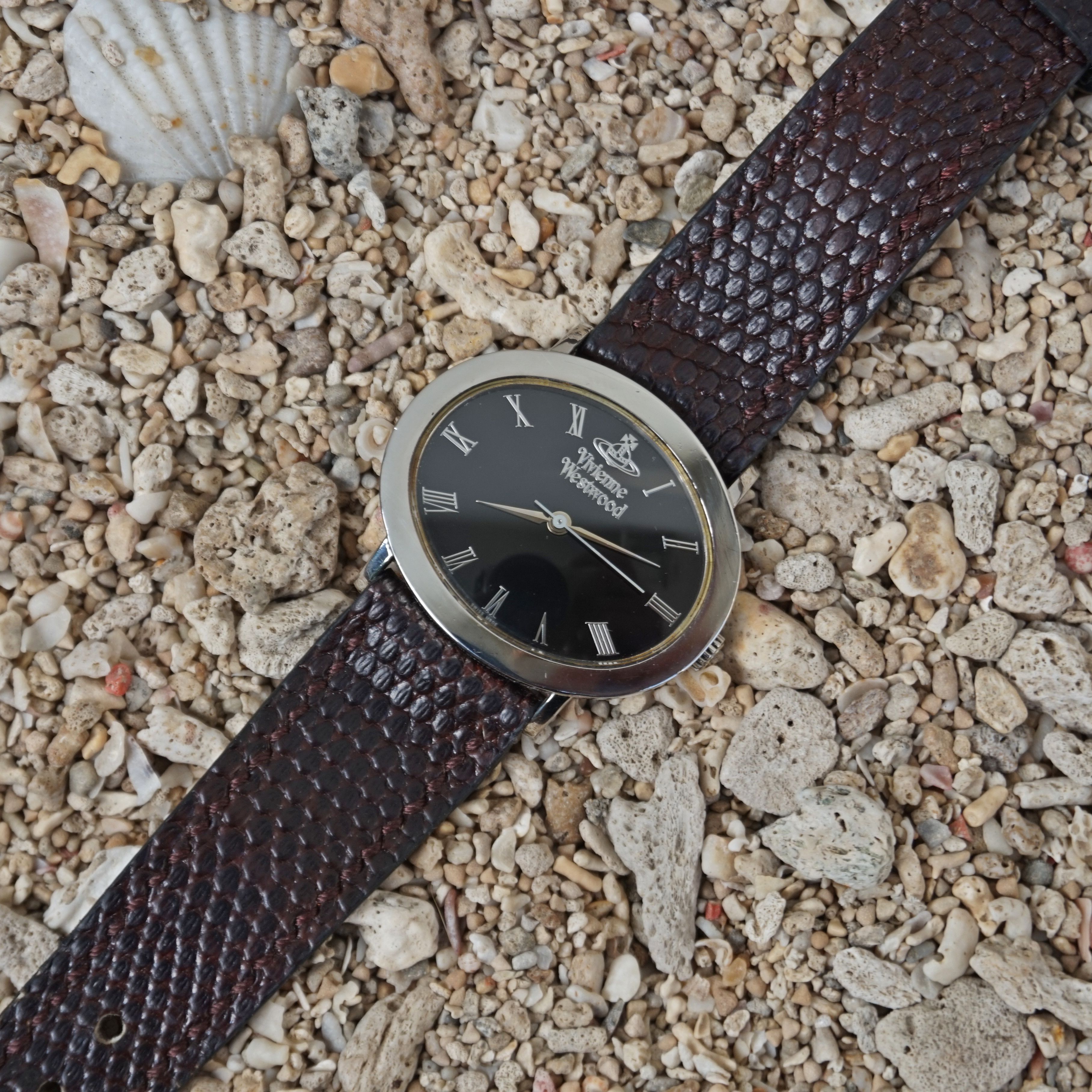 Vivienne Westwood 90s Vivienne Westwood Oval Watch Swiss Made Size ONE SIZE - 2 Thumbnail