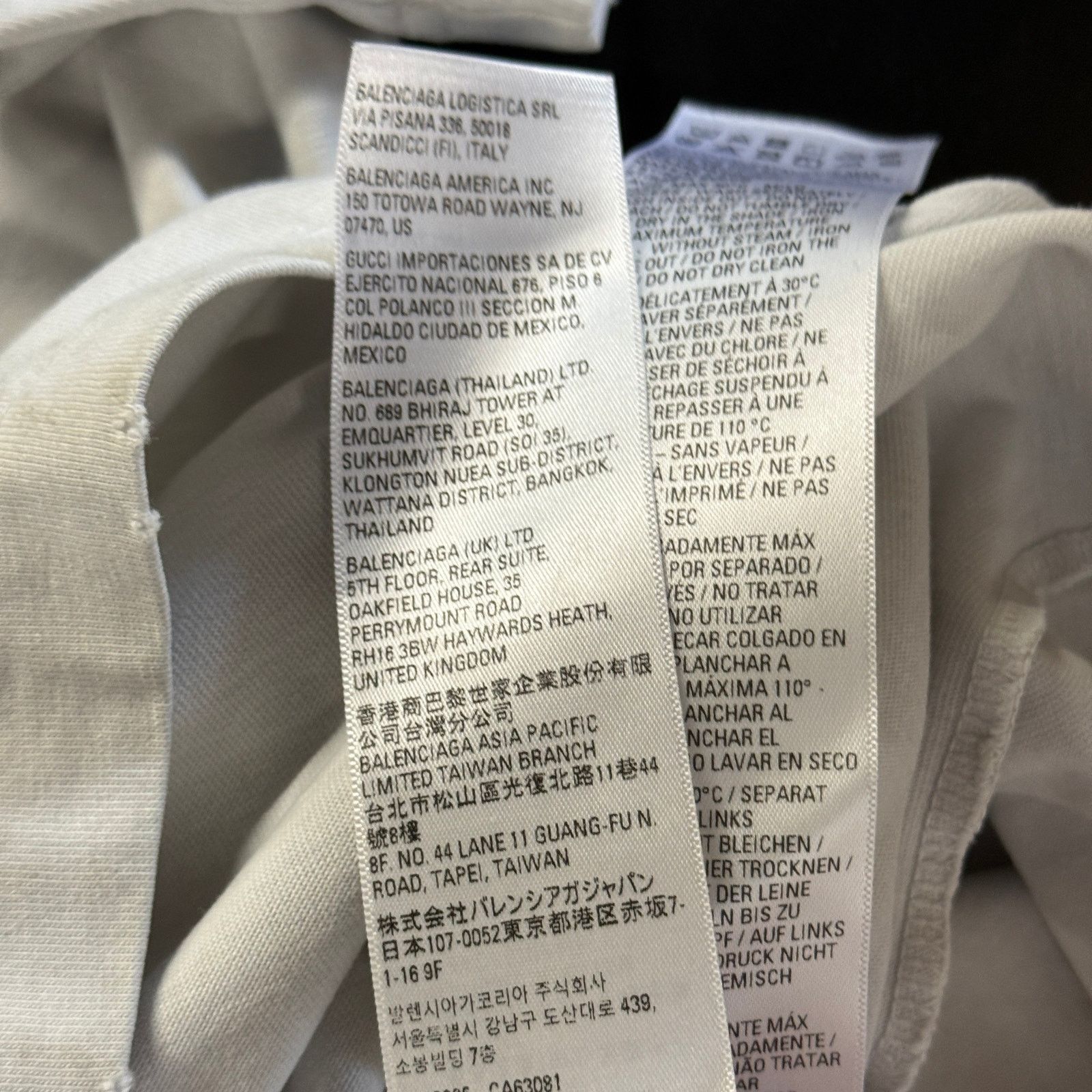 Balenciaga Balenciaga Property Of Large Fit Washed Distressed T-Shirt Size US M / EU 48-50 / 2 - 7 Thumbnail