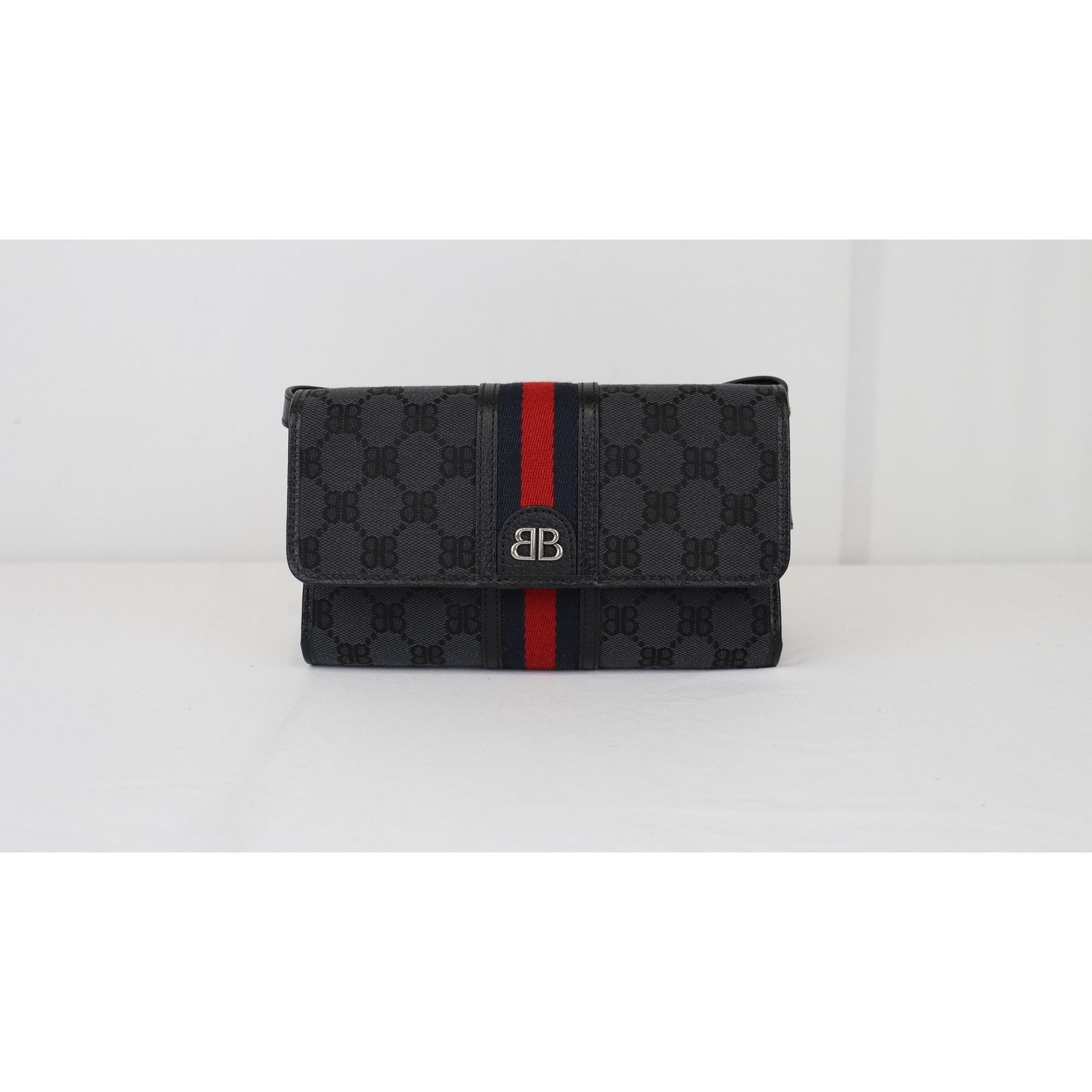 Balenciaga o1rshd1 Size: OS / " Hacker Project " Handags in Black/Grey Size ONE SIZE - 1 Thumbnail