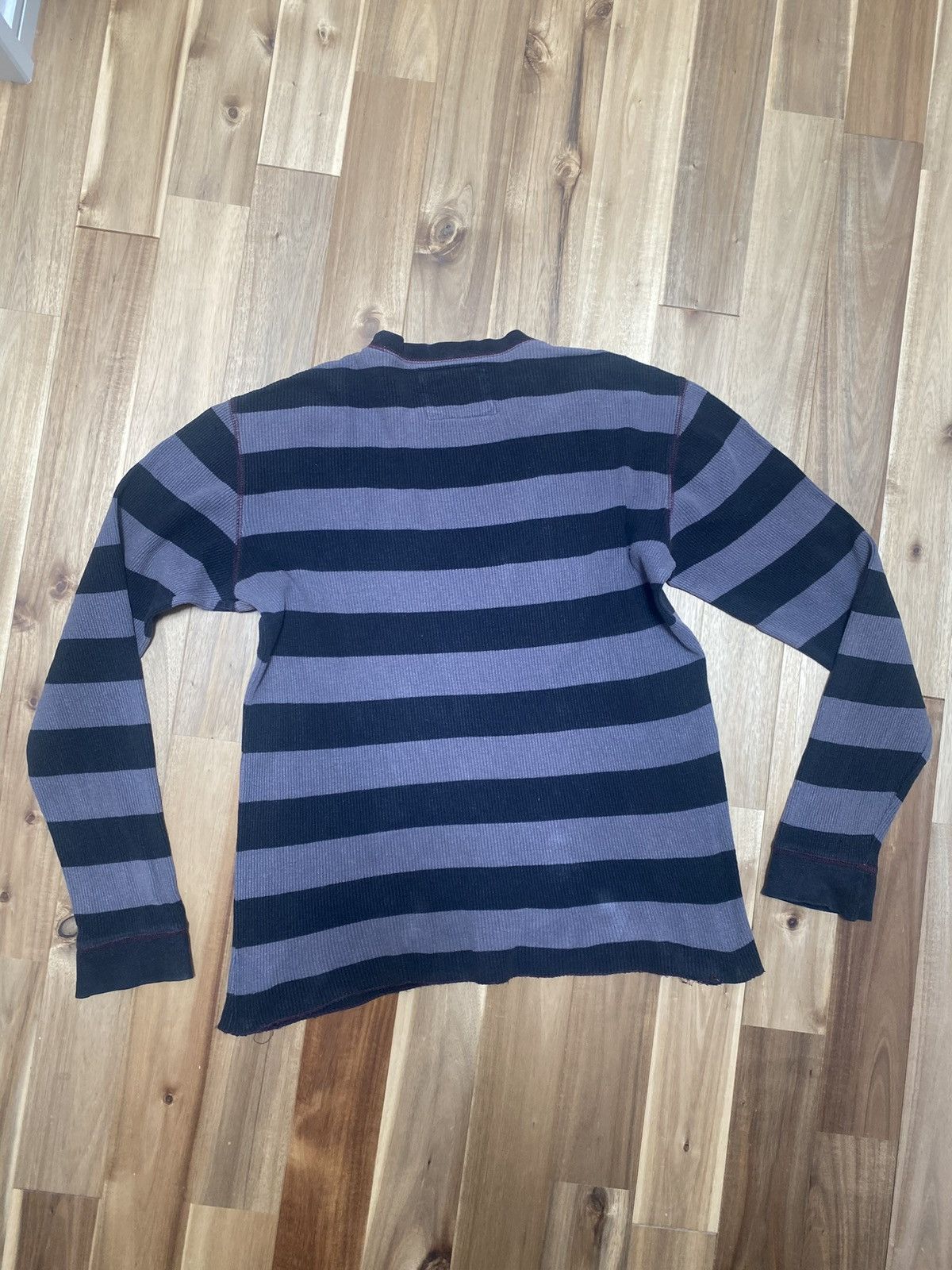 Quiksilver Vintage Quiksilver Striped Long Sleeve Waffle Knit Y2K L Size US L / EU 52-54 / 3 - 7 Thumbnail