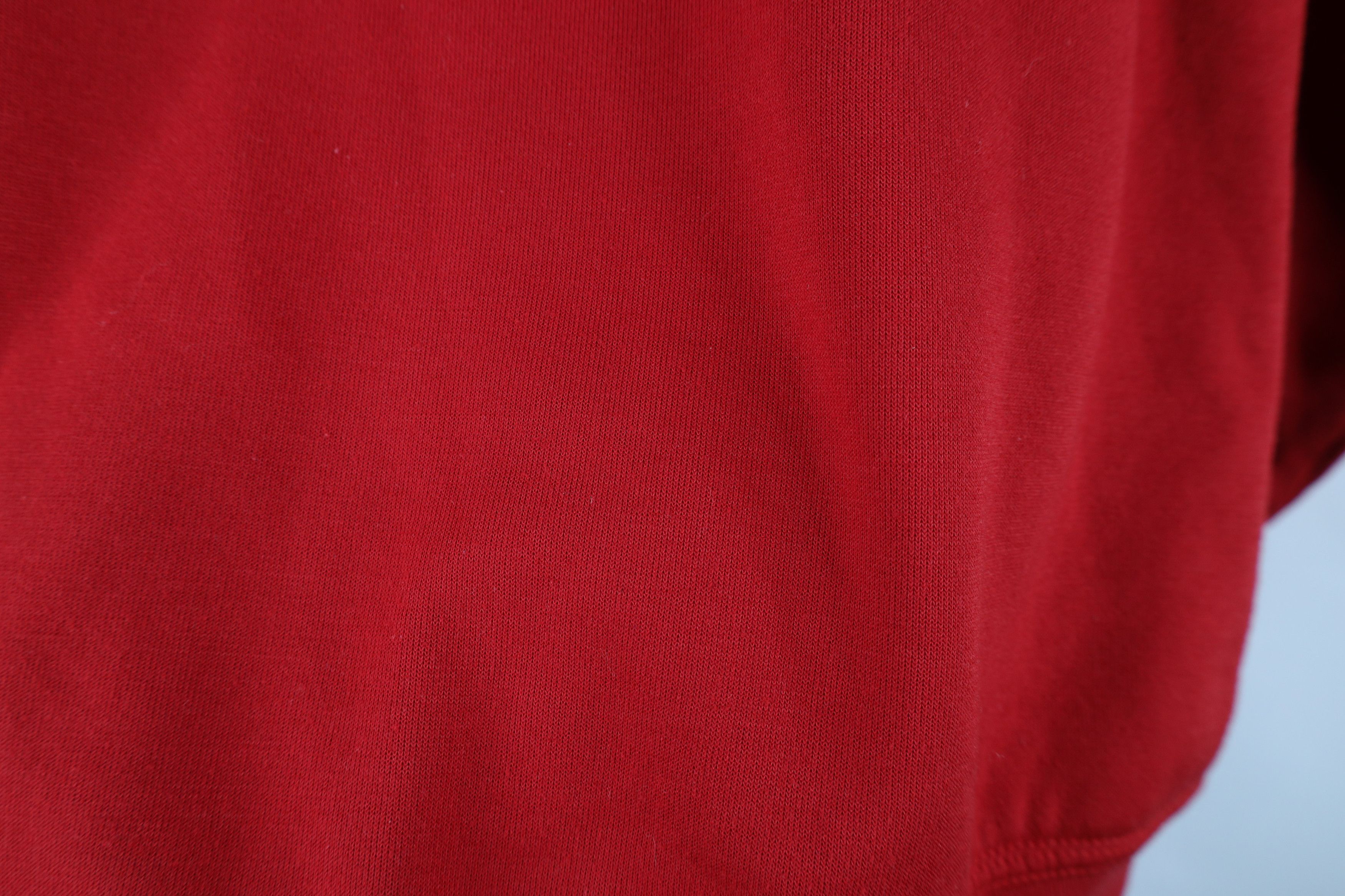 Vintage Vintage 90s Streetwear Faded Blank Crewneck Sweatshirt Red Size US M / EU 48-50 / 2 - 8 Thumbnail