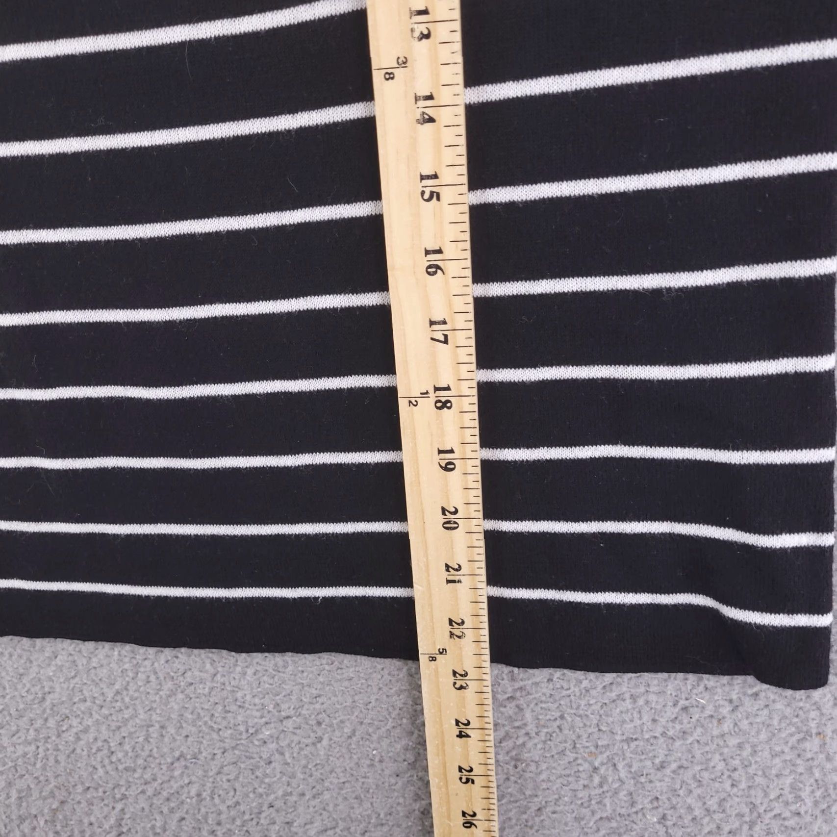 H&M H&M Sweater Women Small Black Knit Stripe Oversized 3/4 Sleeve Business Pullover, Regular Size, Womens, Knit, Striped, Vintage: No Size S / US 4 / IT 40 - 7 Thumbnail