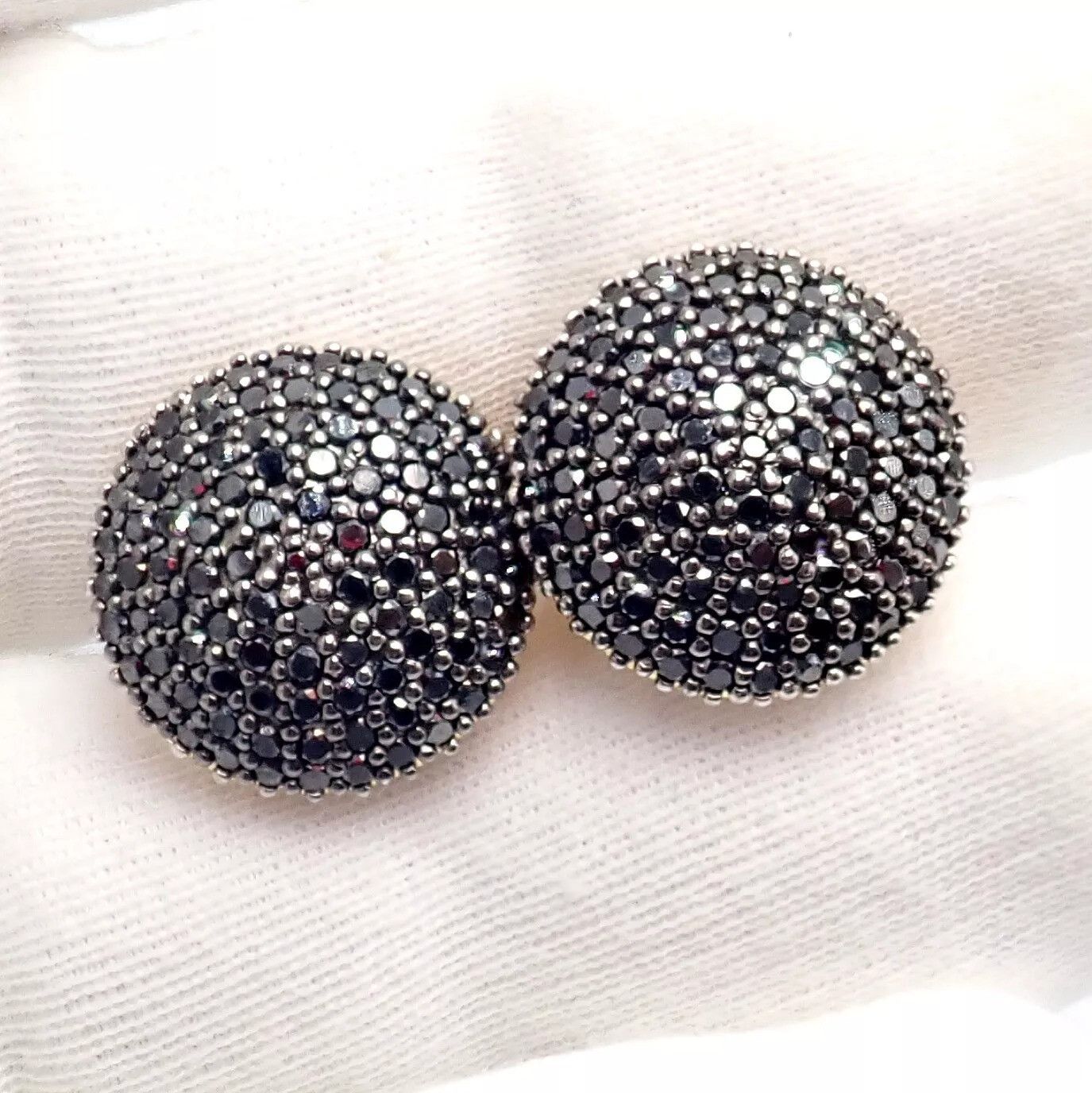 The Unbranded Brand 24k Yellow Gold Hammered Lentil Black Diamond Large Earrings Size ONE SIZE - 6 Thumbnail