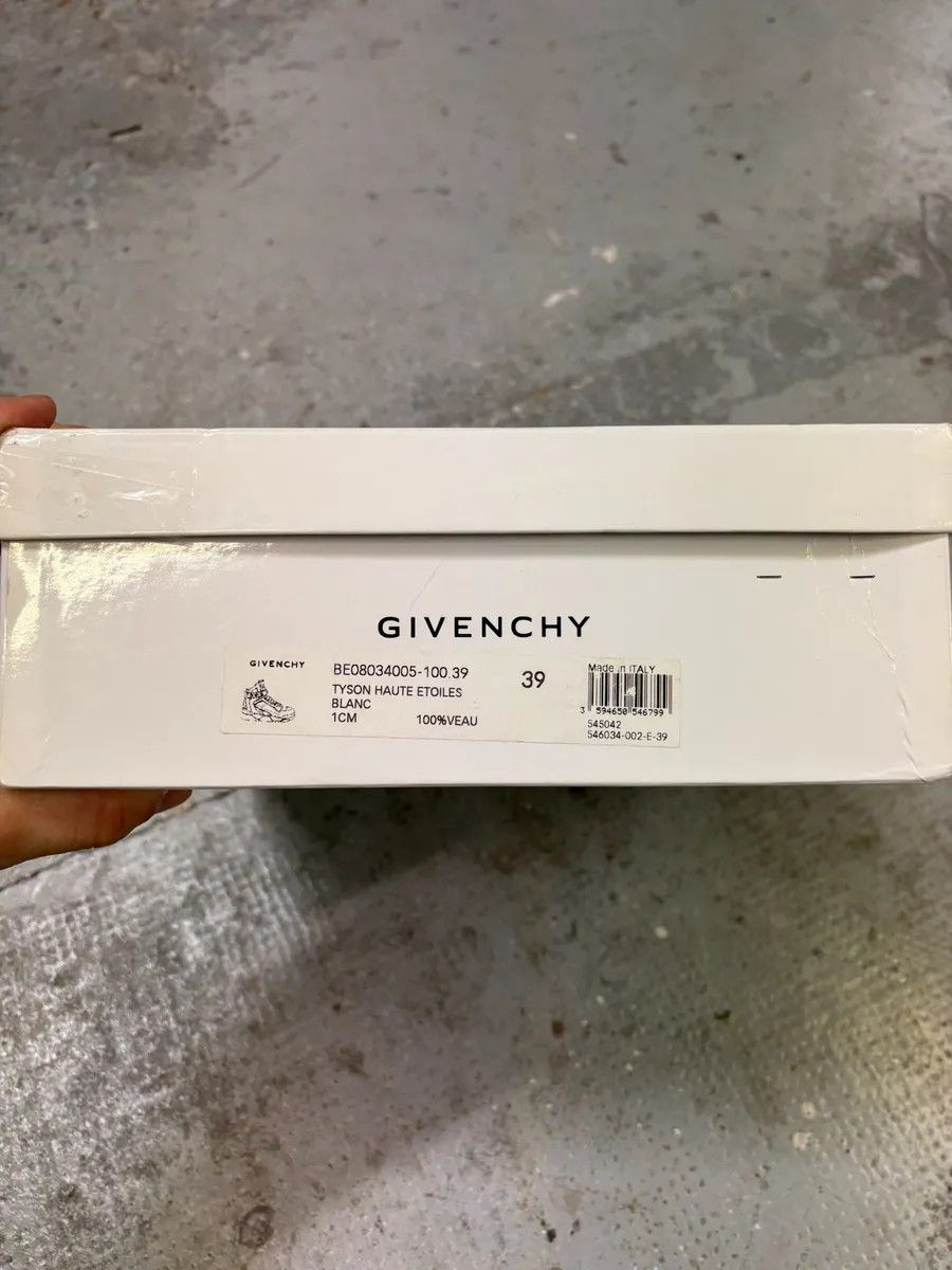 Givenchy 2013 Givenchy Tyson Palm High White Leather Sneakers Size US 7 / EU 40 - 9 Thumbnail