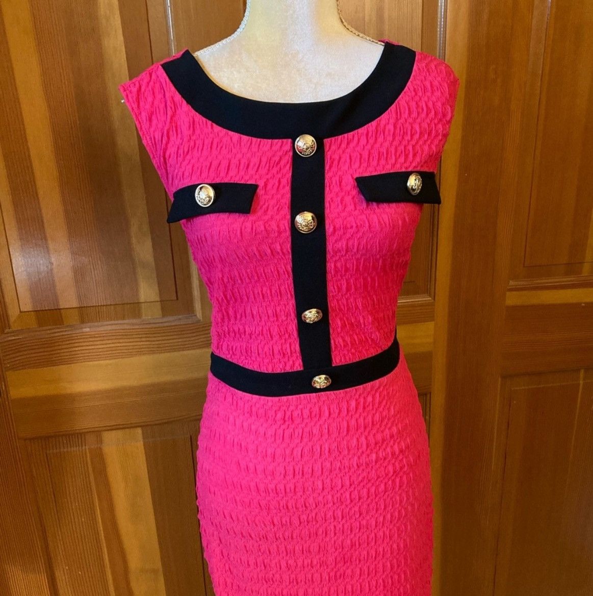 Designer × Other NWT, Lavishly Paris Women’s Hot Pink Button Decor Dress Size M / US 6-8 / IT 42-44 - 7 Thumbnail