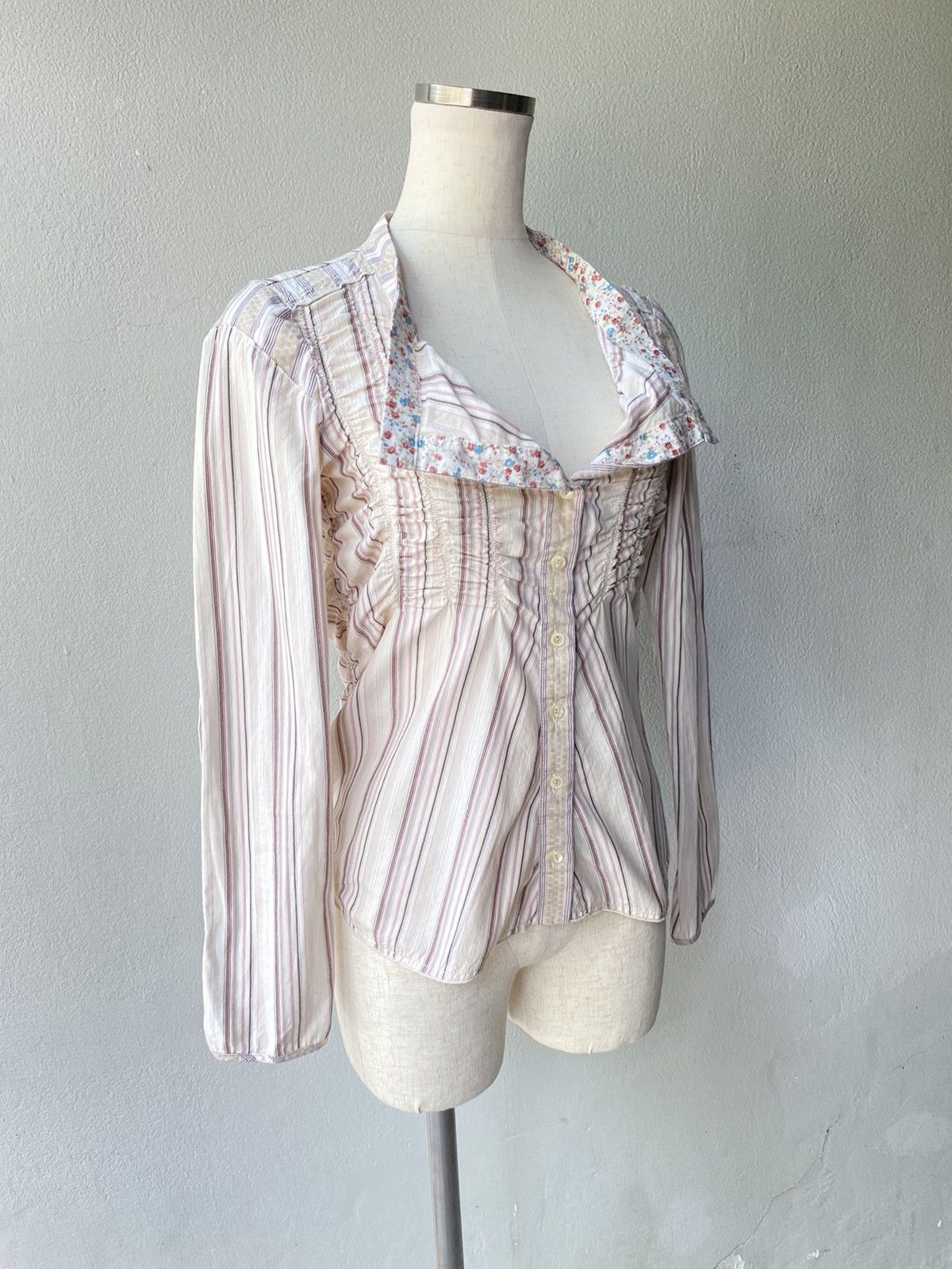 Marithe + Francois Girbaud Marithe Francois Girbaud floral print blouse. Size S / US 4 / IT 40 - 10 Thumbnail