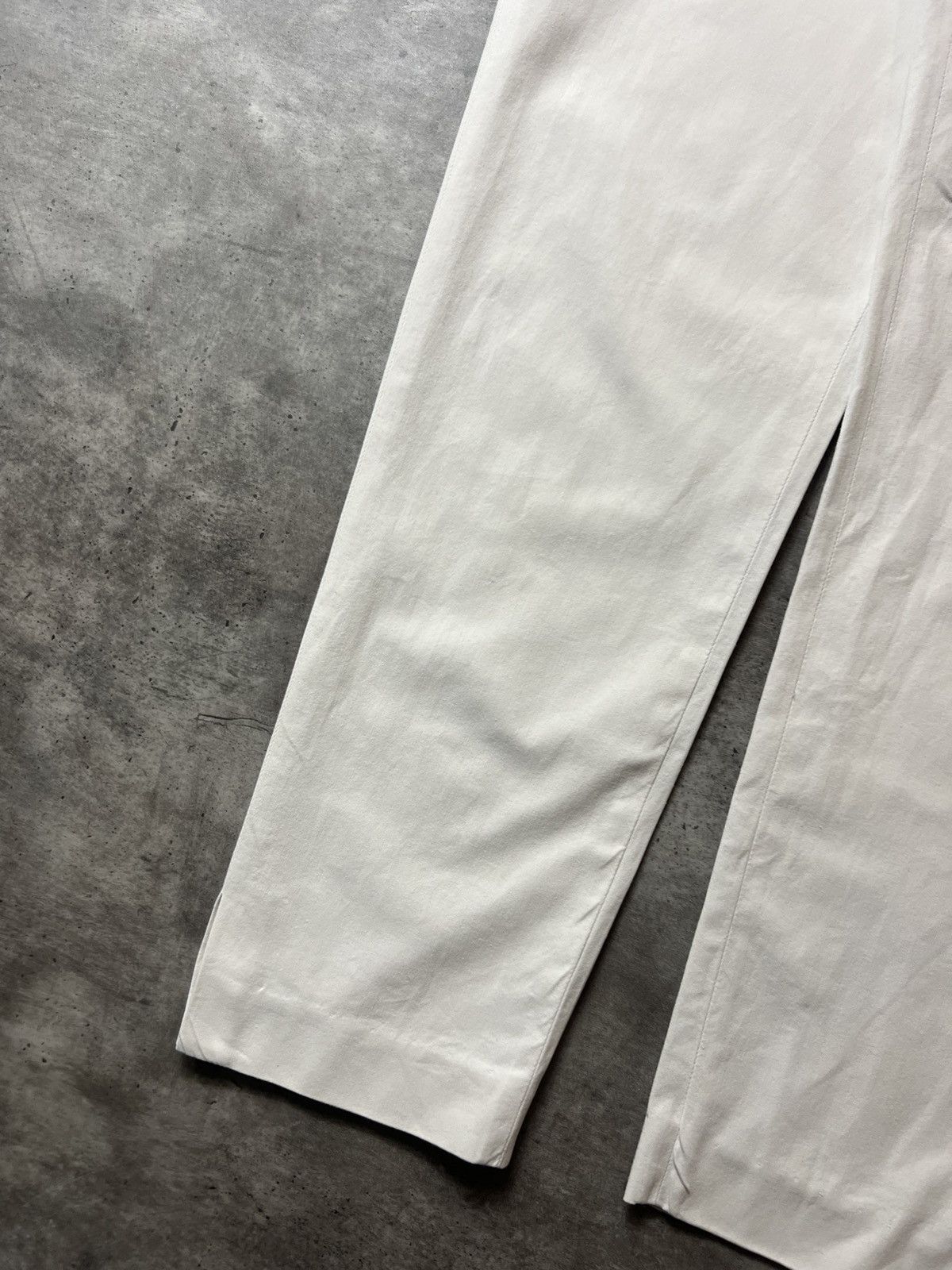 Brunello Cucinelli Brunello Cucinelli Ecru Carot Fit Pants Size 30" / US 8 / IT 44 - 2 Thumbnail