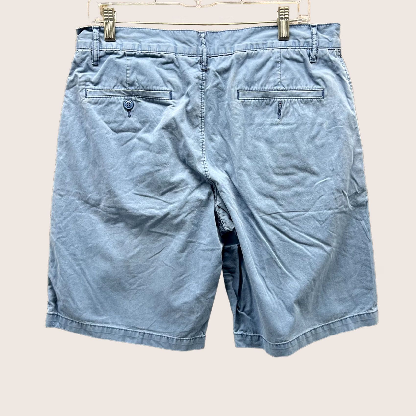 Lacoste Vintage Lacoste Shorts Men 33 Blue Chino Flat Front Classic Twill Cotton Shorts Mens 33 Blue Chino Classic Preppy Casual Summer Fall Spring Size US 33 - 1 Thumbnail