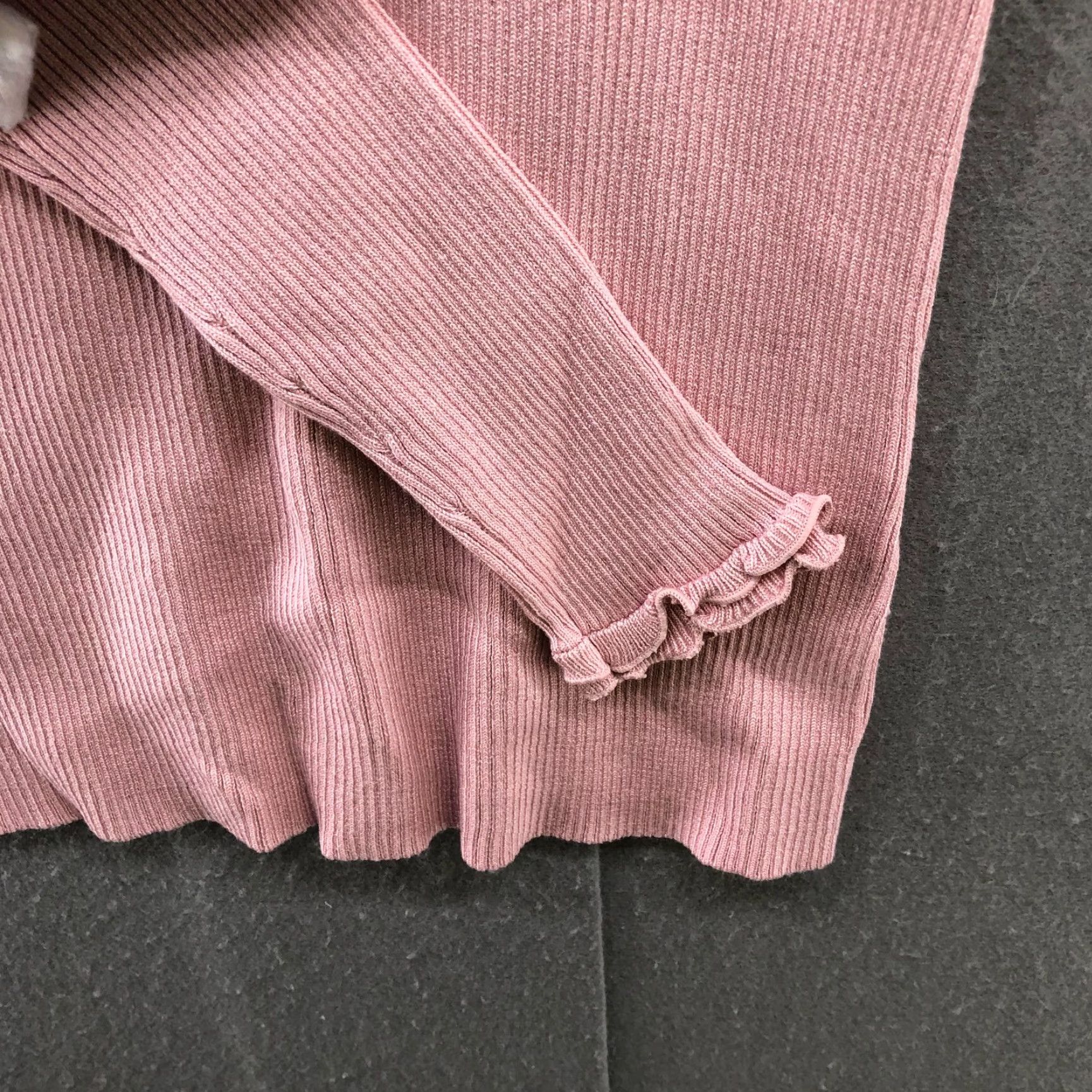 Vintage Hooked Up by IOT Sweater Womens M Pink Mock Neck Ribbed Fitted Ruffle Pullover Knit Stretch NWT Solid Size M / US 6-8 / IT 42-44 - 6 Thumbnail