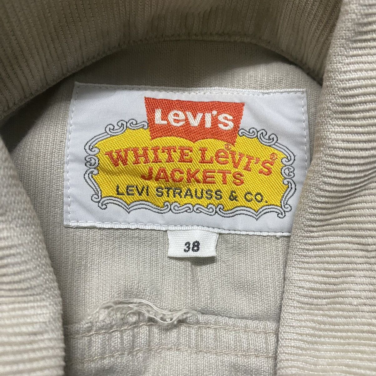 Levi's Vintage Levis Corduroy Trucker Jacket Whitetab Size US S / EU 44-46 / 1 - 14 Thumbnail