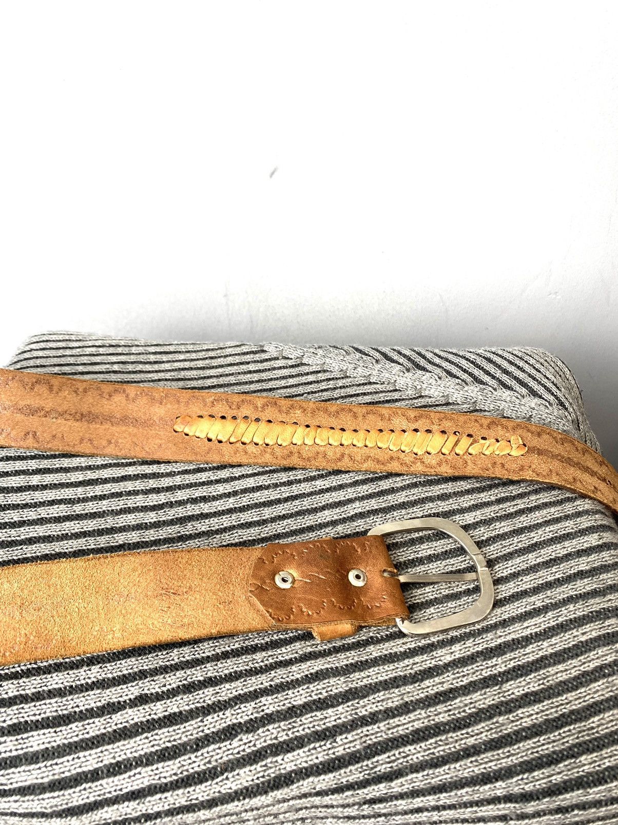 Cowboy Equipment × Genuine Leather × Vintage Rare! Vintage Leather Belt Western Cowboy Style Texas Sendra Size ONE SIZE - 9 Thumbnail