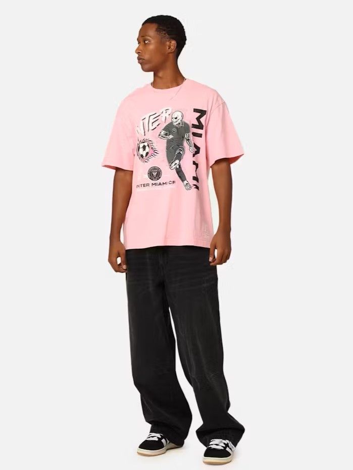 Mitchell & Ness UNWORN Inter Miami CF Flame 2.0 T-Shirt Size M Size US M / EU 48-50 / 2 - 3 Thumbnail