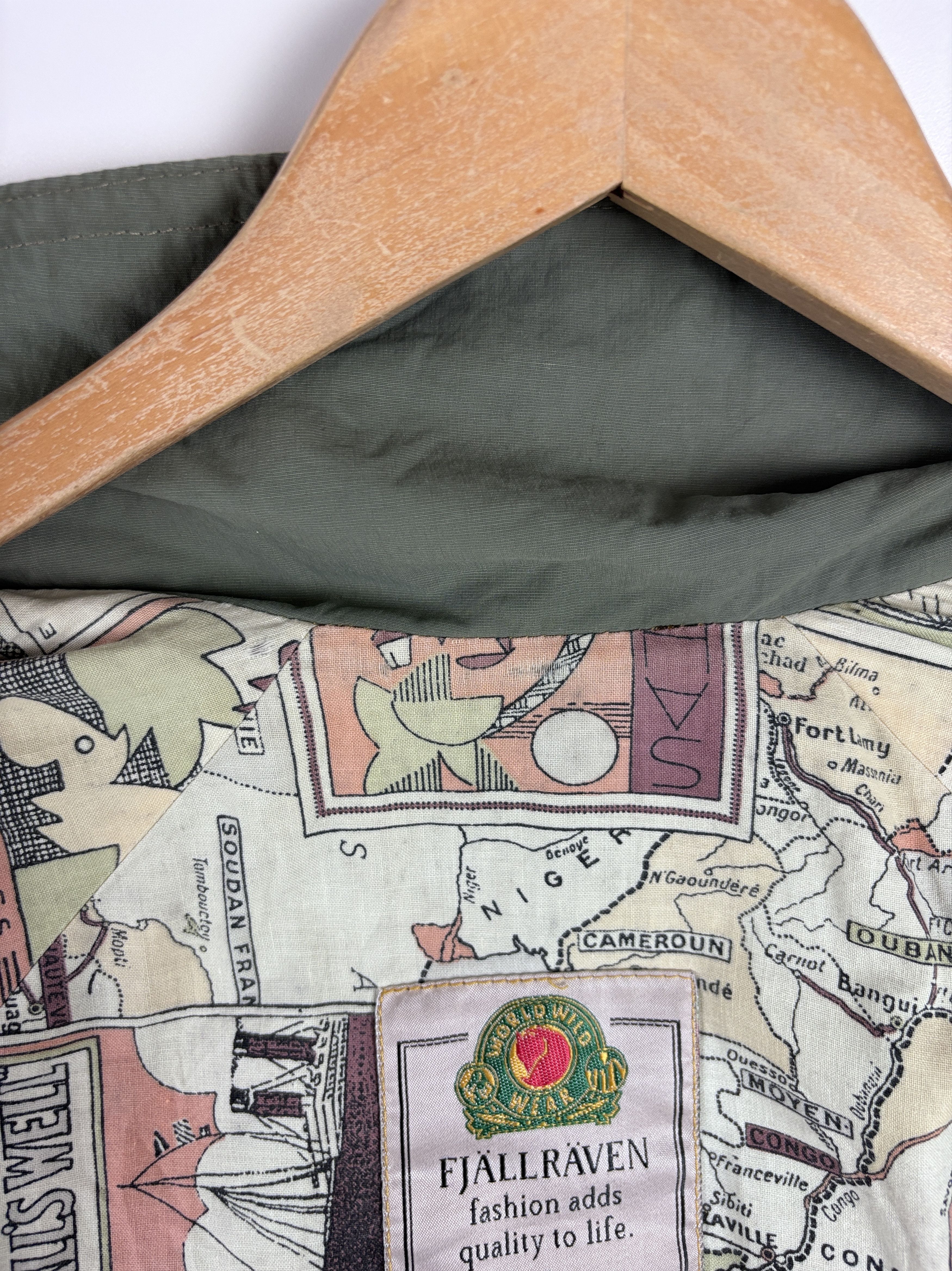 Fjallraven × Vintage Vintage 80s Fjallraven Zip Hooded Jacket Khaki Yellow Size L Size US L / EU 52-54 / 3 - 10 Thumbnail