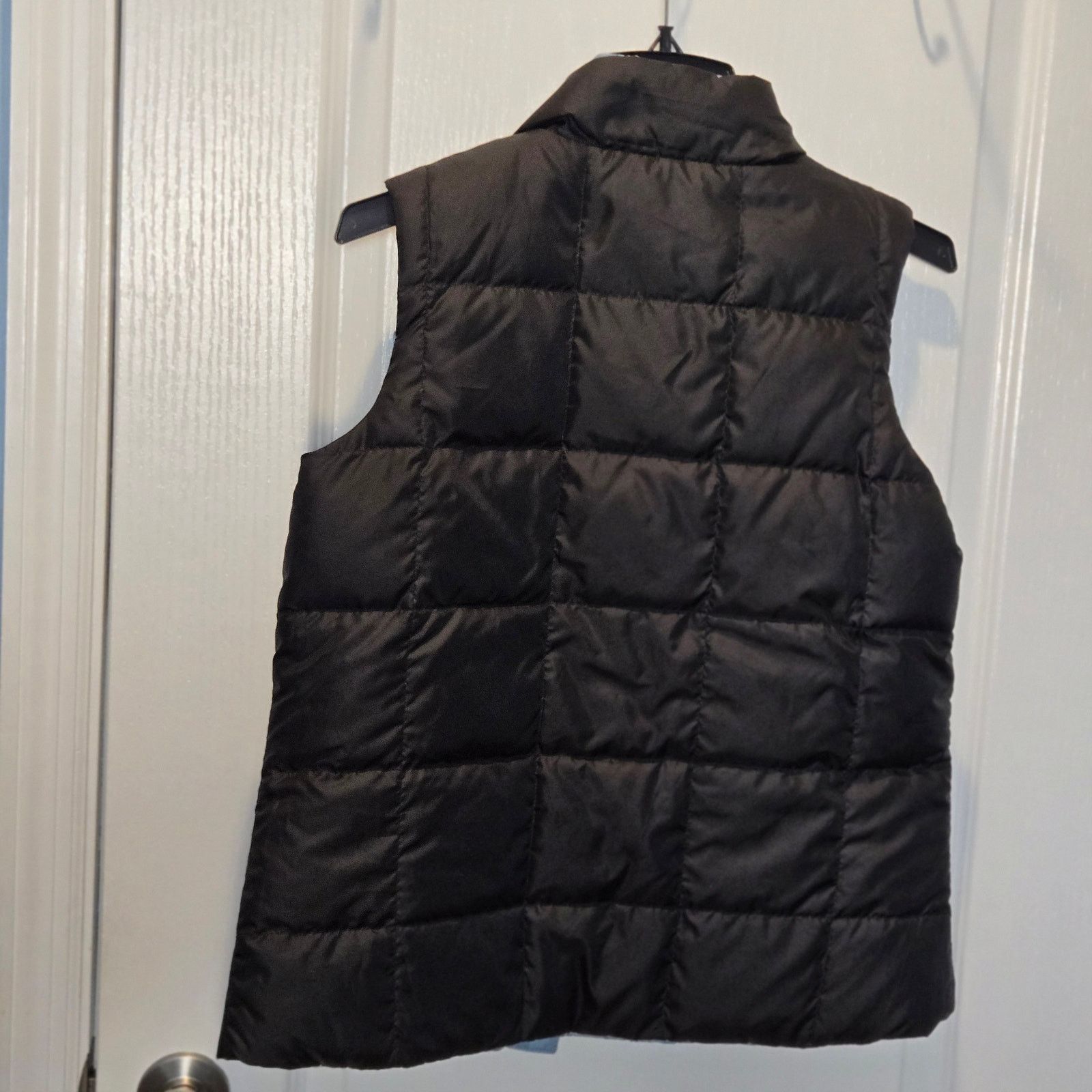 L.L. Bean LL Bean Women Goose Down Puffer Vest Reversible Snap sz S Size S / US 4 / IT 40 - 3 Thumbnail