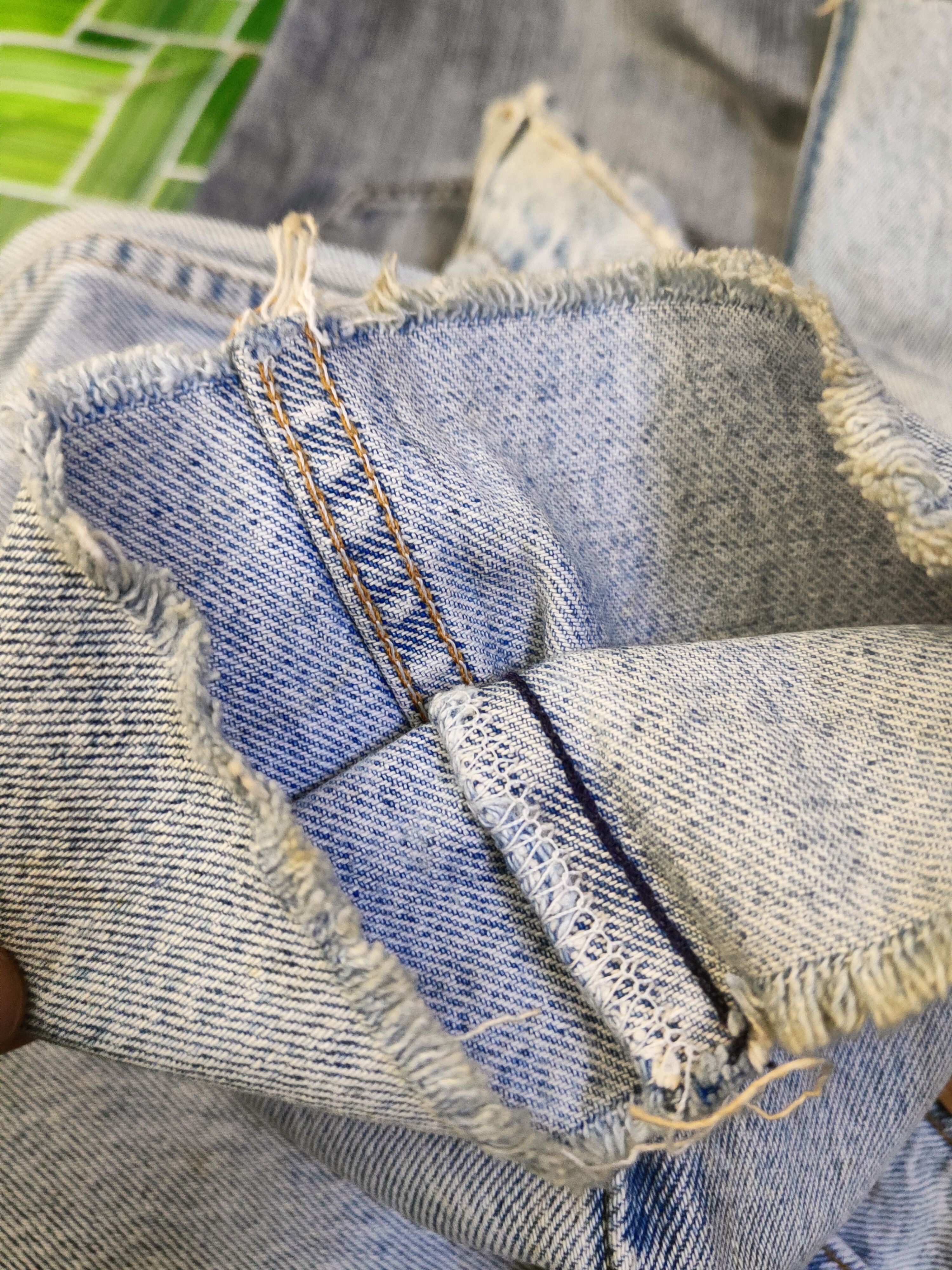 Levi's DL 561 Levi's Blue Distressed Ripped Jeans #46-810 Size US 28 / EU 44 - 13 Thumbnail