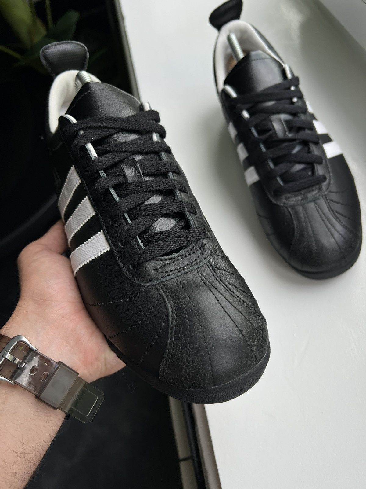 Vintage Adidas Cup 68 Indoor Trainers Black White Blue Y2K Size US 10.5 / EU 43-44 - 7 Thumbnail
