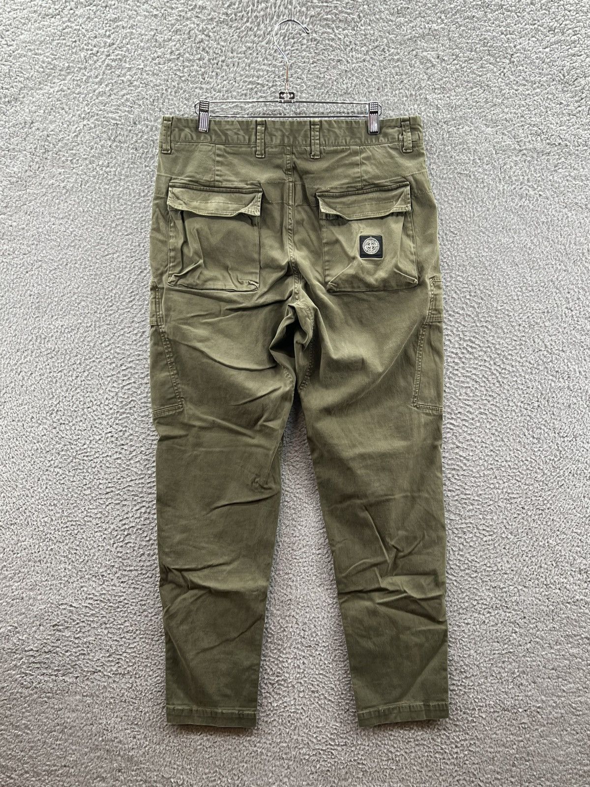 Stone Island Stone Island Type Re-T Men’s Olive Garment Dyed Cargo Pants Size US 31 - 2 Thumbnail