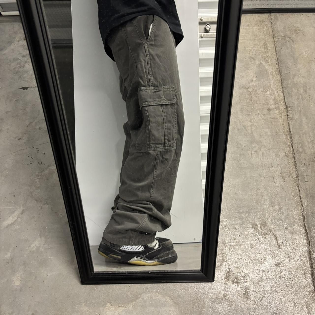 Vintage Crazy Vintage Y2K/2000s Grey Earth Tone Streetwear Skater Cargo Pants! 34x32 Size US 34 / EU 50 - 2 Thumbnail