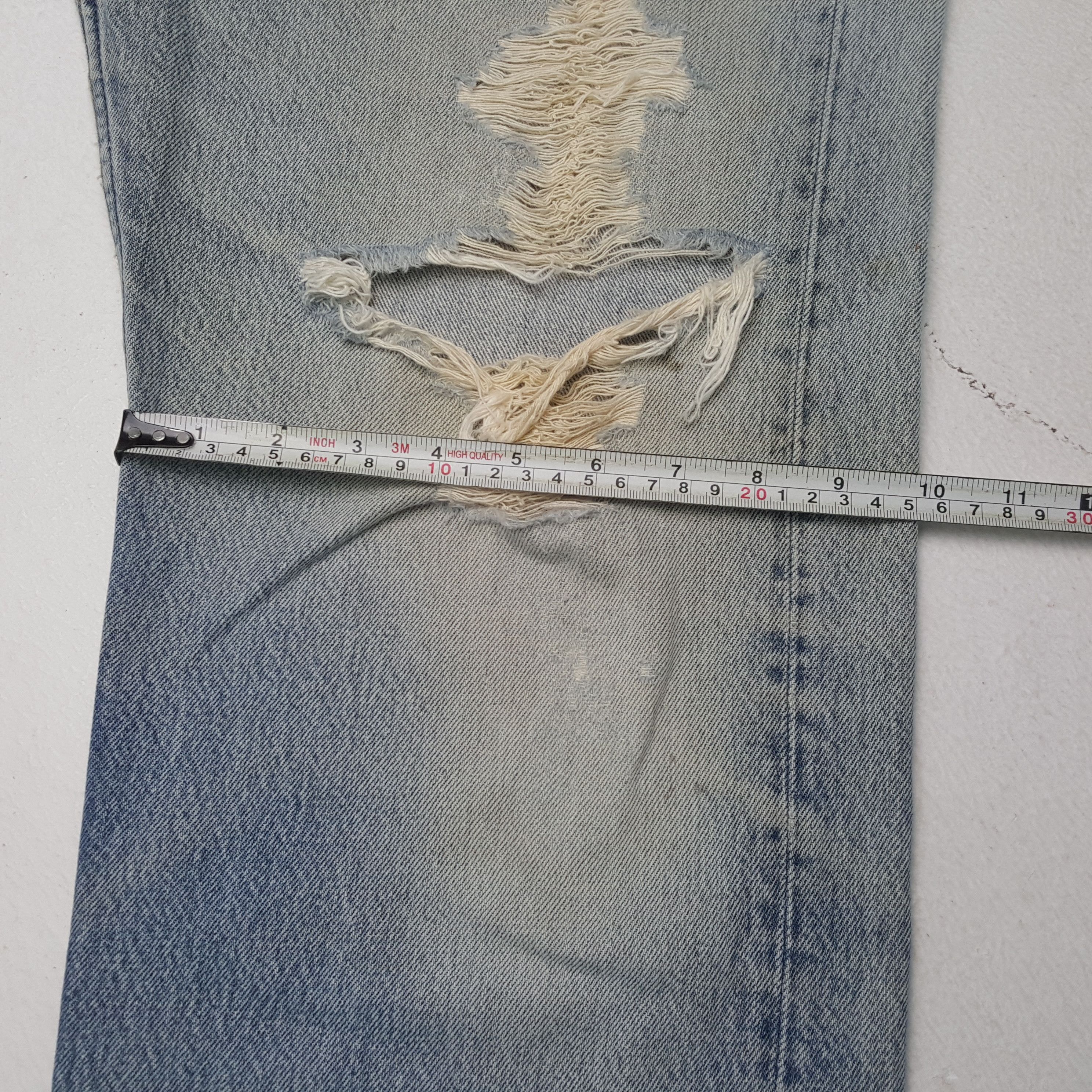 Levi's × Levi's Vintage Clothing Vintage LEVI'S 501 Kurt Cobain Distressed Style Jean Size US 36 / EU 52 - 10 Thumbnail