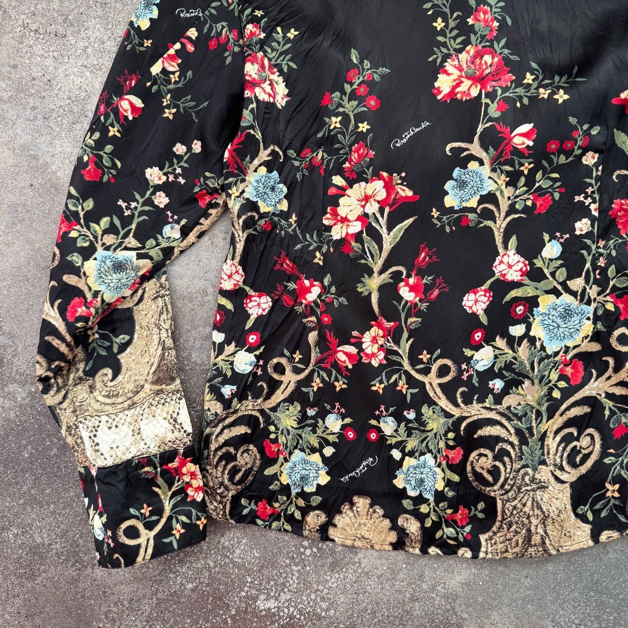 Roberto Cavalli Roberto Cavalli Vintage Floral Blouse Size L / US 10 / IT 46 - 8 Thumbnail