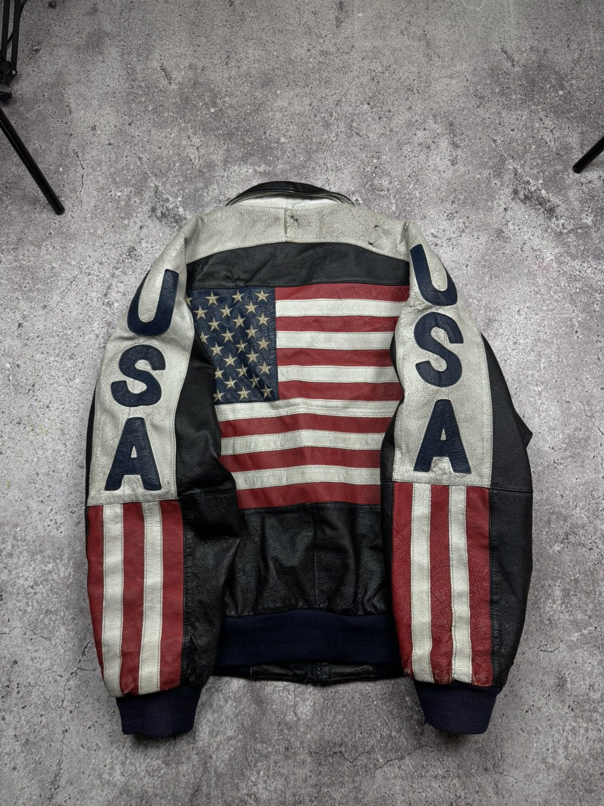 Japanese Brand VINTAGE USA BIG FLAG TRASHED LEATHER BIKER DISTRESSED JACKET Size US M / EU 48-50 / 2 - 2 Thumbnail