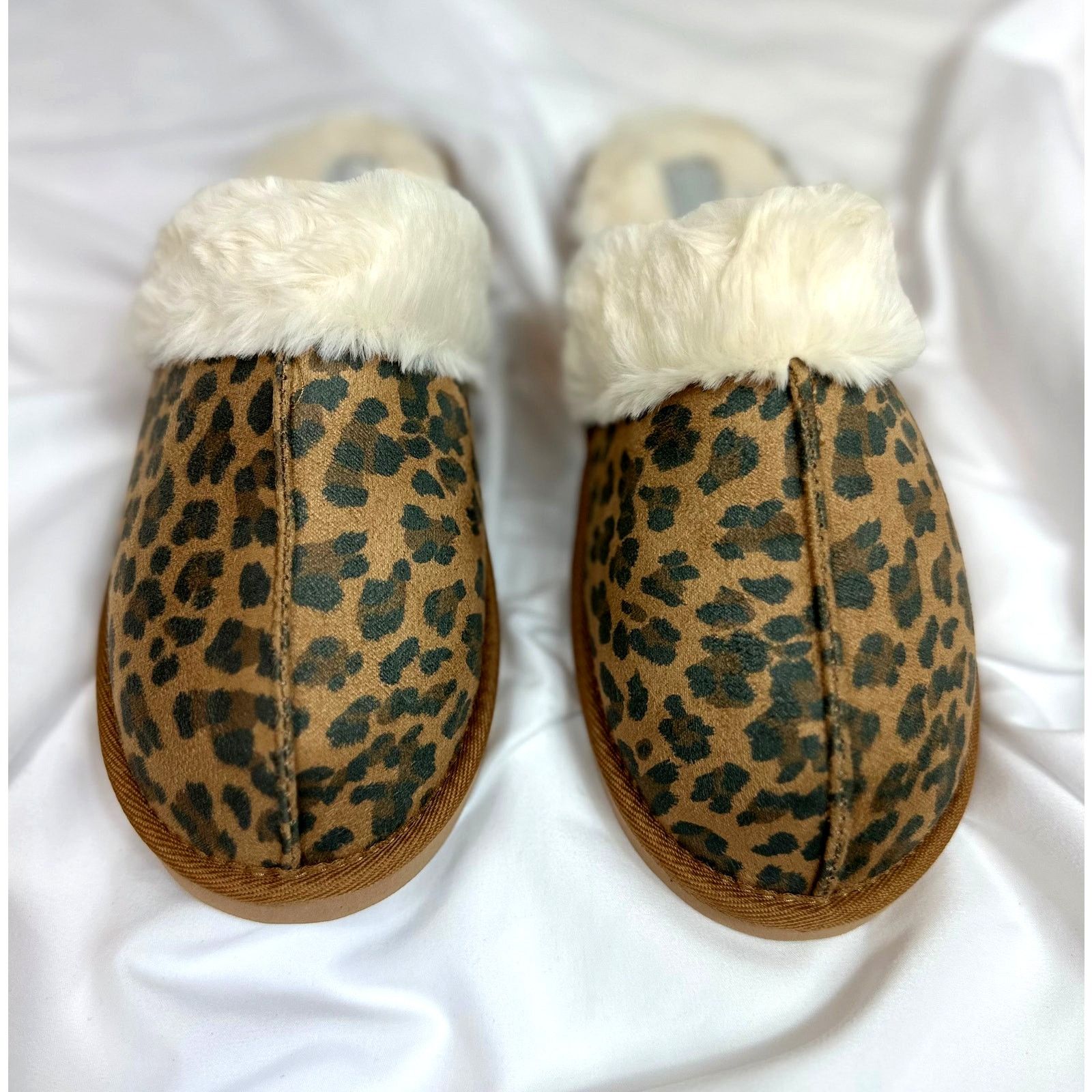 Other Volatile Microsuede Faux Shearling Slipper Leopard Fluff 9 Size US 9 / IT 39 - 11 Thumbnail